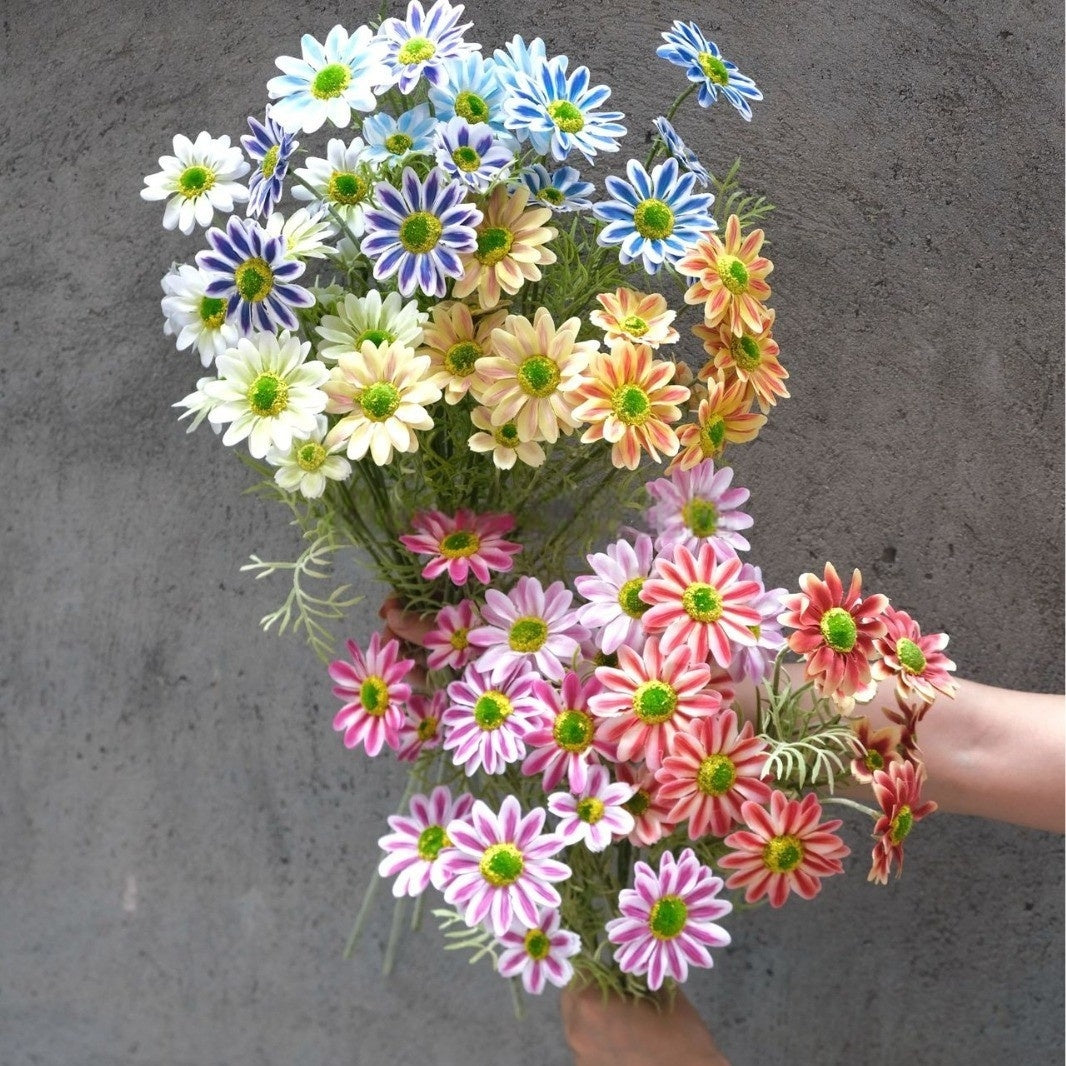 Valar Flower 6-Head Faux Daisies – Soft Touch Mini Summer Chrysanthemum for Cheerful Decor FS-1061