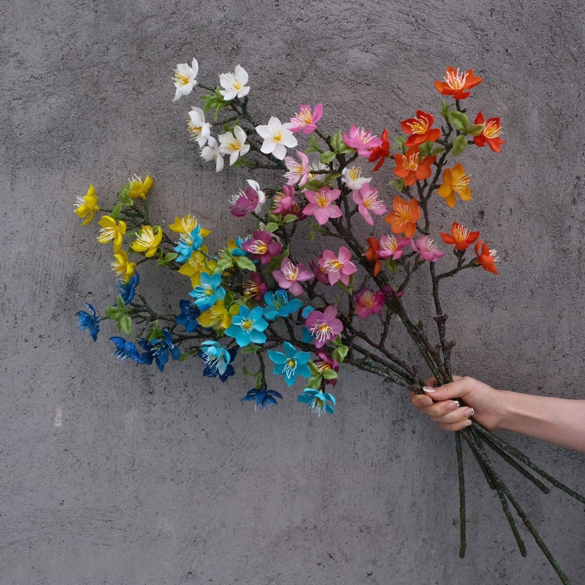 3D Artificial Plum Blossom Branches by Valar Flower – Lifelike Wax Flower Sprays for Spring Festivals & Arrangements FS-1074