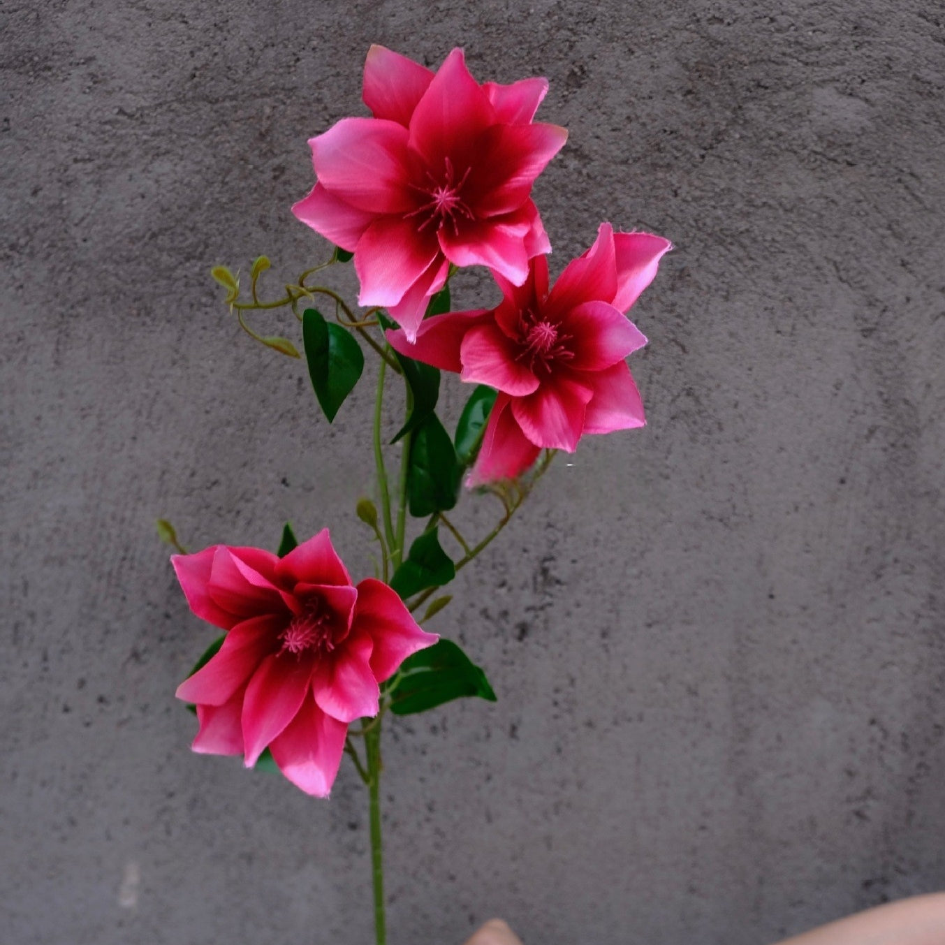 Valar Flower Artificial Clematis Spray – Realistic 3-Head Faux Flower Stem for Wedding & Home Decor FS-1075