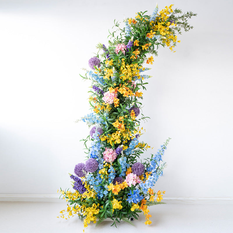 Eleganter Blumenbogen in Mondform für die Hochzeitszeremonie – Künstlicher Blumenbogen für Hochzeiten, Veranstaltungen und besondere Anlässe