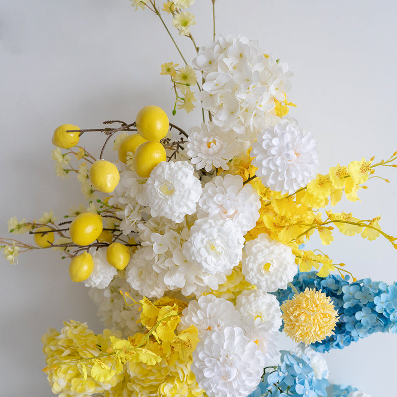 Eleganter Blumenbogen in Mondform für die Hochzeitszeremonie – Künstlicher Blumenbogen für Hochzeiten, Veranstaltungen und besondere Anlässe