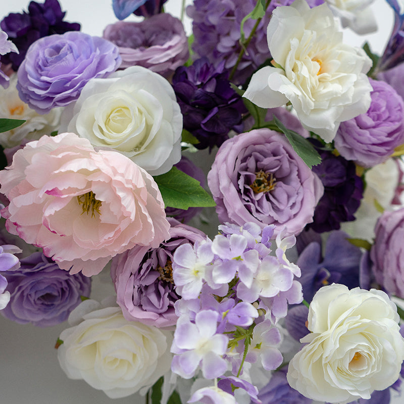 エレガントな青と白の花柄ウェディングアーチ、人工花のアレンジメント、セレモニーバックドロップ&イベント装飾 FA-211