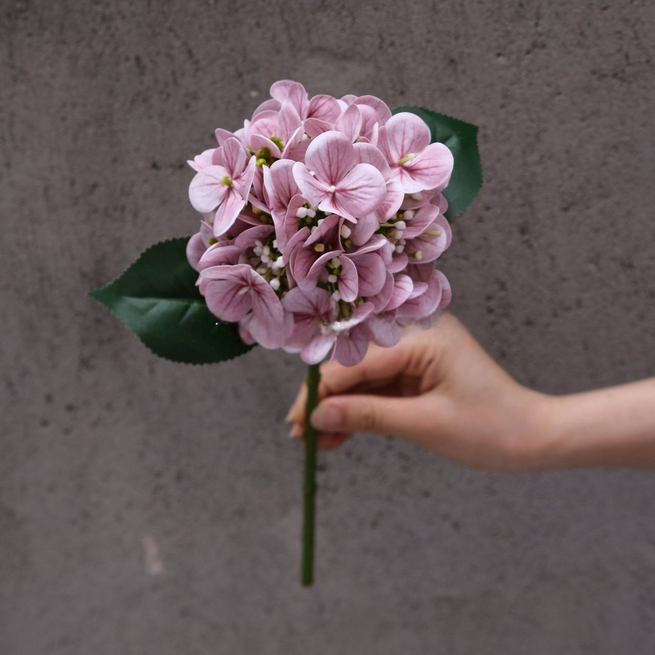 30cm Soft Touch Artificial Hydrangea by Valar Flower – Small Moisturizing Look Silk Flowers FS-1078