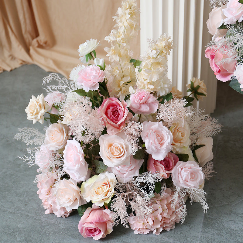 ウェディングフラワーデコレーション 人工花ボール バンケット、セレモニー、ホテルテーブルセンターピース、そして通路アレンジメント FA-230