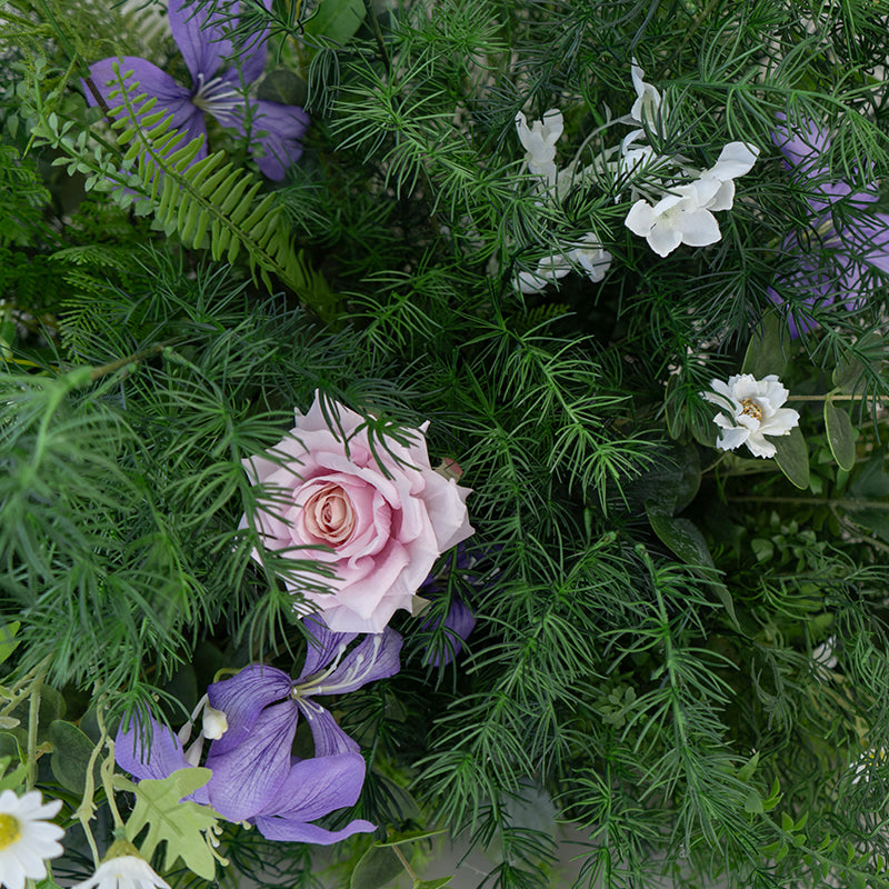 エレガントな青と白の花柄ウェディングアーチ、人工花のアレンジメント、セレモニーバックドロップ&イベント装飾 FA-211