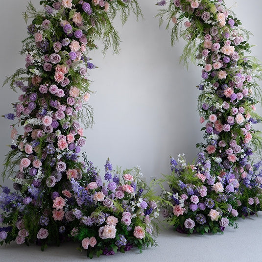 Eleganter Blumenbogen in Mondform für die Hochzeitszeremonie – Künstlicher Blumenbogen für Hochzeiten, Veranstaltungen und besondere Anlässe