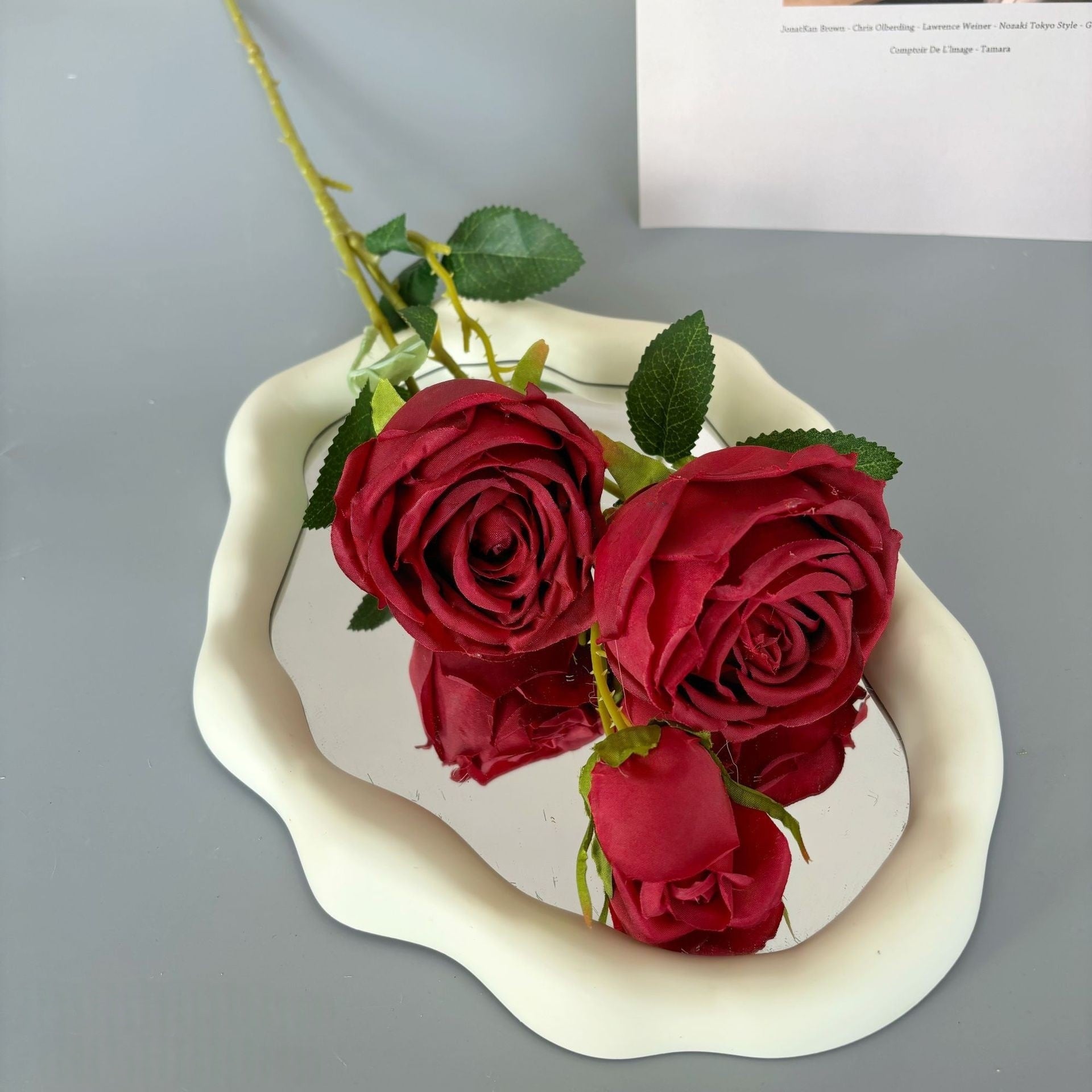 Schwarz-rosa Kunstblumen-Set – Moderne Geburtstagsparty-Hintergrunddekoration mit Kunstblumenarrangement FA-255