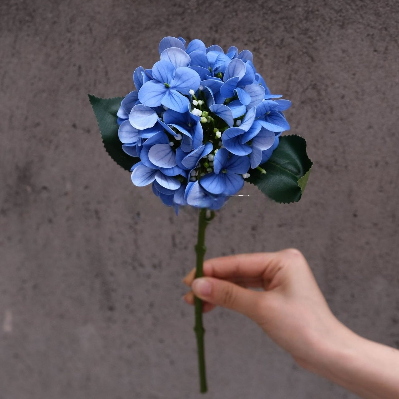 30cm Soft Touch Artificial Hydrangea by Valar Flower – Small Moisturizing Look Silk Flowers FS-1078