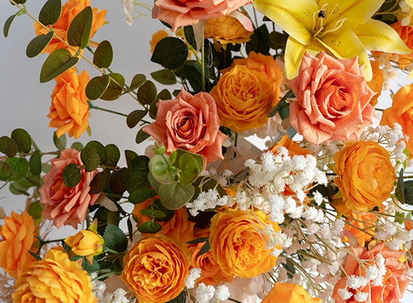 Arche florale élégante en forme de lune pour cérémonie de mariage - Arche de fleurs artificielles pour mariages, événements et occasions spéciales