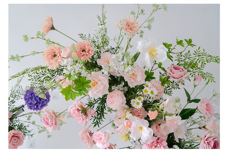 Arche florale élégante en forme de lune pour cérémonie de mariage - Arche de fleurs artificielles pour mariages, événements et occasions spéciales