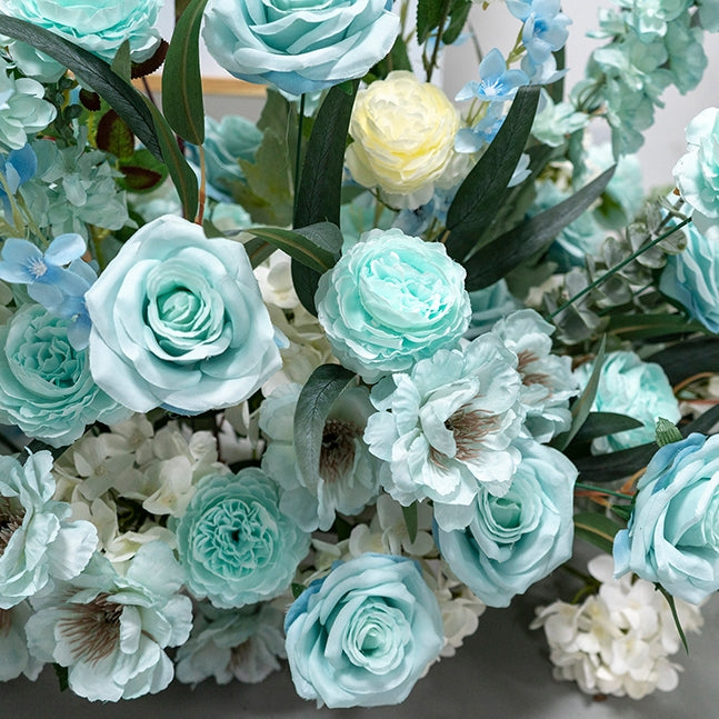 Conjunto de Arco de Boda Artificial en Azul Menta y Blanco – Fondo Floral Romántico para Bodas en la Playa o en Verano FA-262