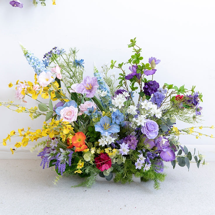 Conjunto de Flores Artificiales de Primavera Coloridas – Exhibición Floral para Área de Bienvenida en Tonos Morado, Amarillo y Azul FA-250