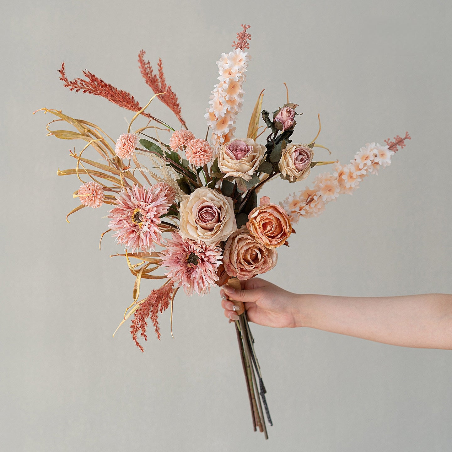 Arreglo de Ramo Floral con Tema Elegante de Otoño | Flores Artificiales de Lujo para Boda y Decoración Interior del Hogar VB-113 (Sin Jarrón)