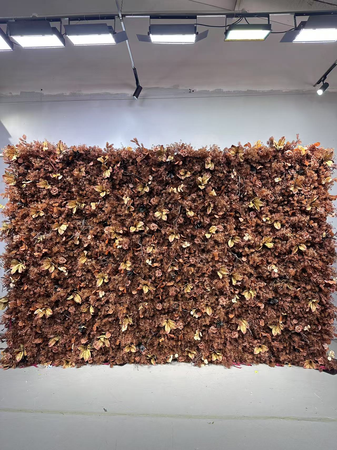 새로운 출시 매혹적인 보라색 인조 꽃 배경 - 기억에 남는 이벤트를 위한 - VF-810