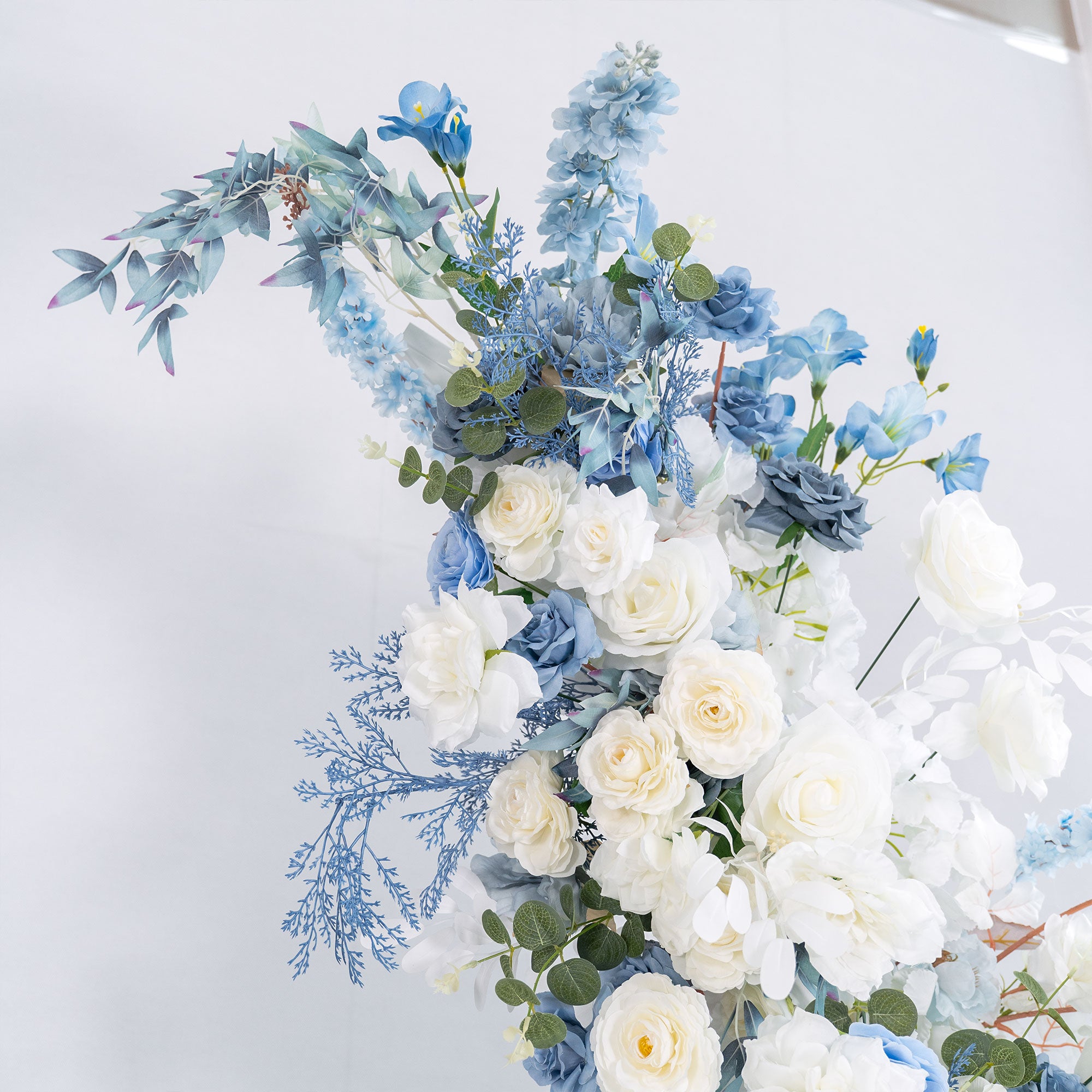 Light Blue Theme Elegant Moon Shape Wedding Ceremony Floral Horn Arch - Artificial Flower Arch for Weddings, Events, and Special Occasions VA-301