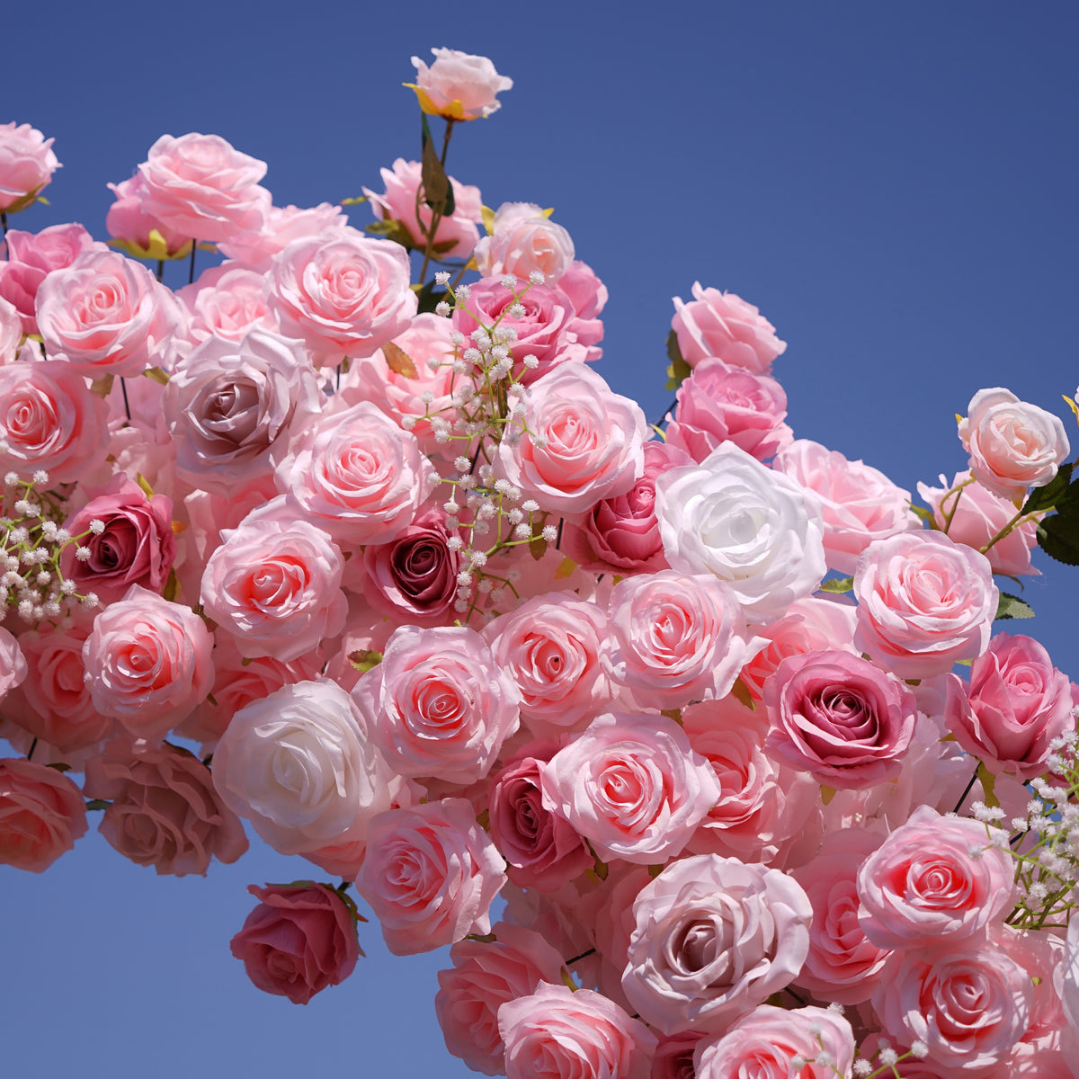 Herzförmiger künstlicher Rosenbogen – Romantischer Hintergrund für Hochzeitszeremonien, Eventdekoration und Blumenschmuck HA-403
