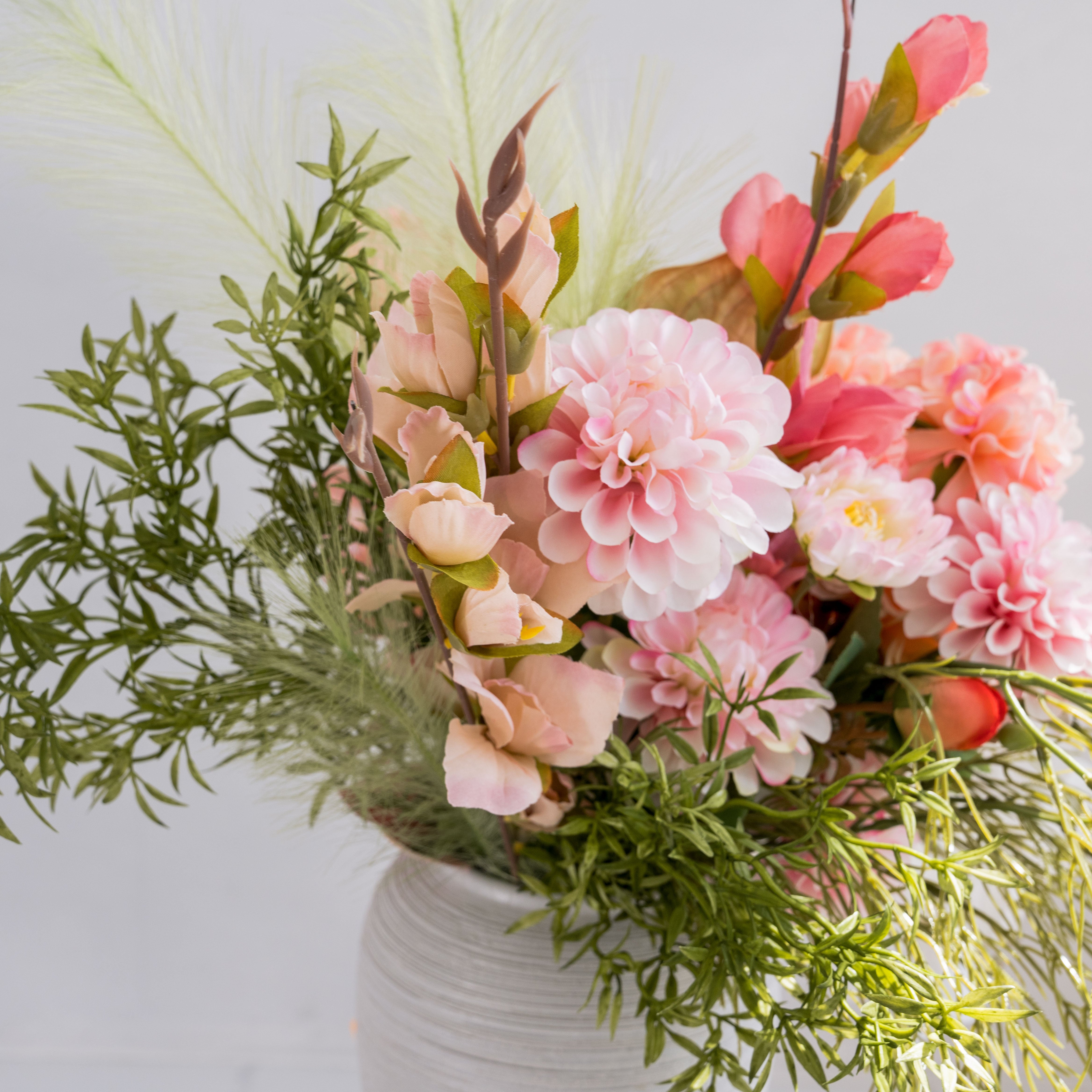 Modern Faux Hand Bouquet – Vibrant Wedding/Event Floral Arrangement VB-204