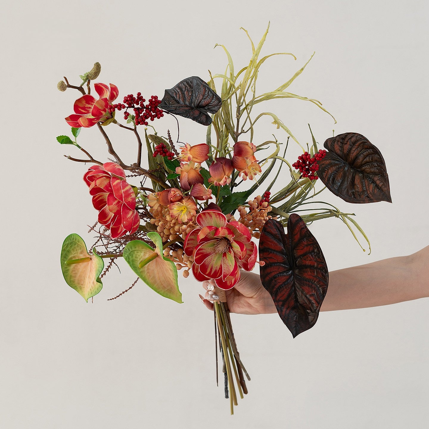 Arreglo de Ramo Floral con Tema Elegante de Otoño | Flores Artificiales de Lujo para Boda y Decoración Interior del Hogar VB-113 (Sin Jarrón)