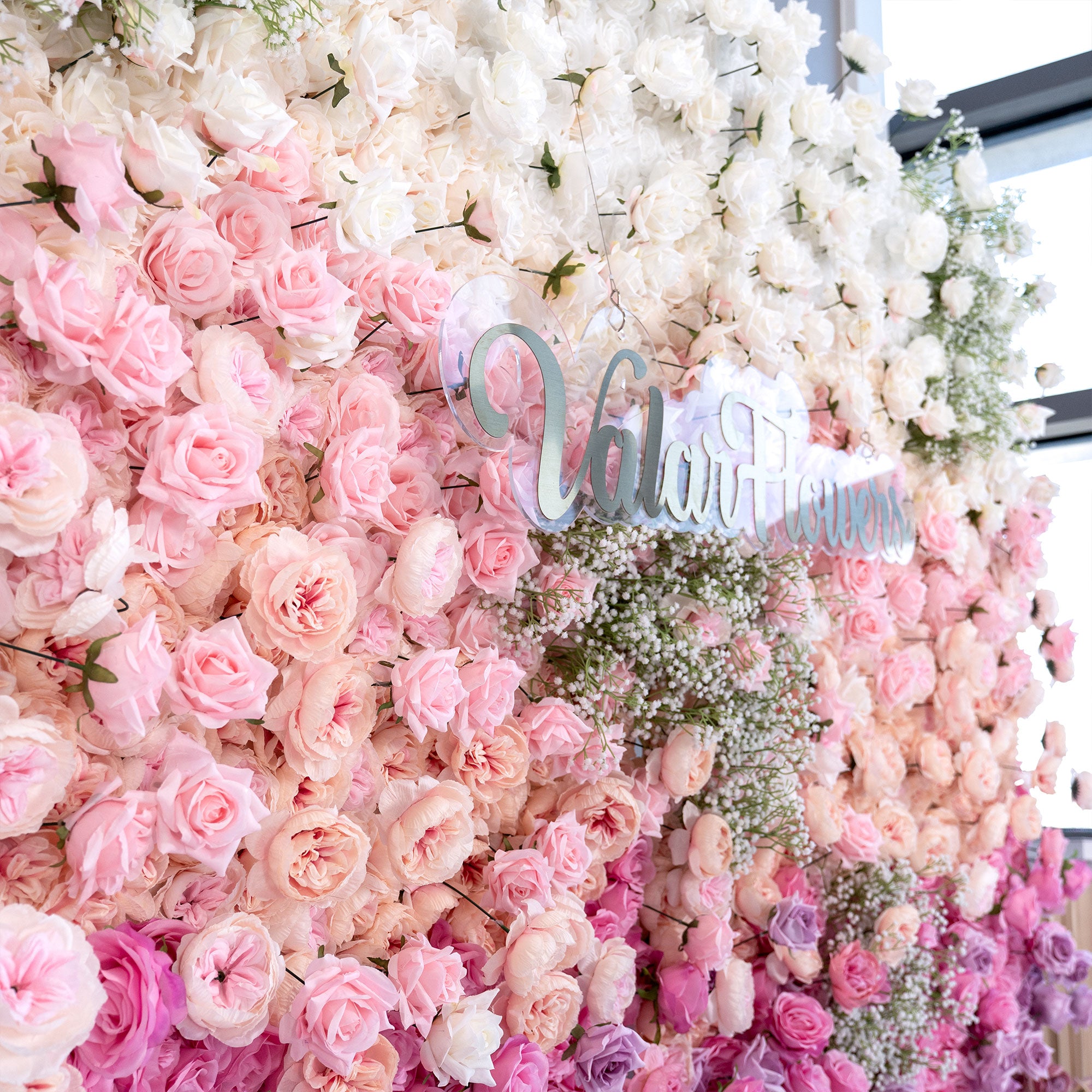 バラーフラワーロールアップファブリック人工花壁結婚式バックドロップ、フローラルパーティーデコレーション、イベントフォトグラフィー-VF-340