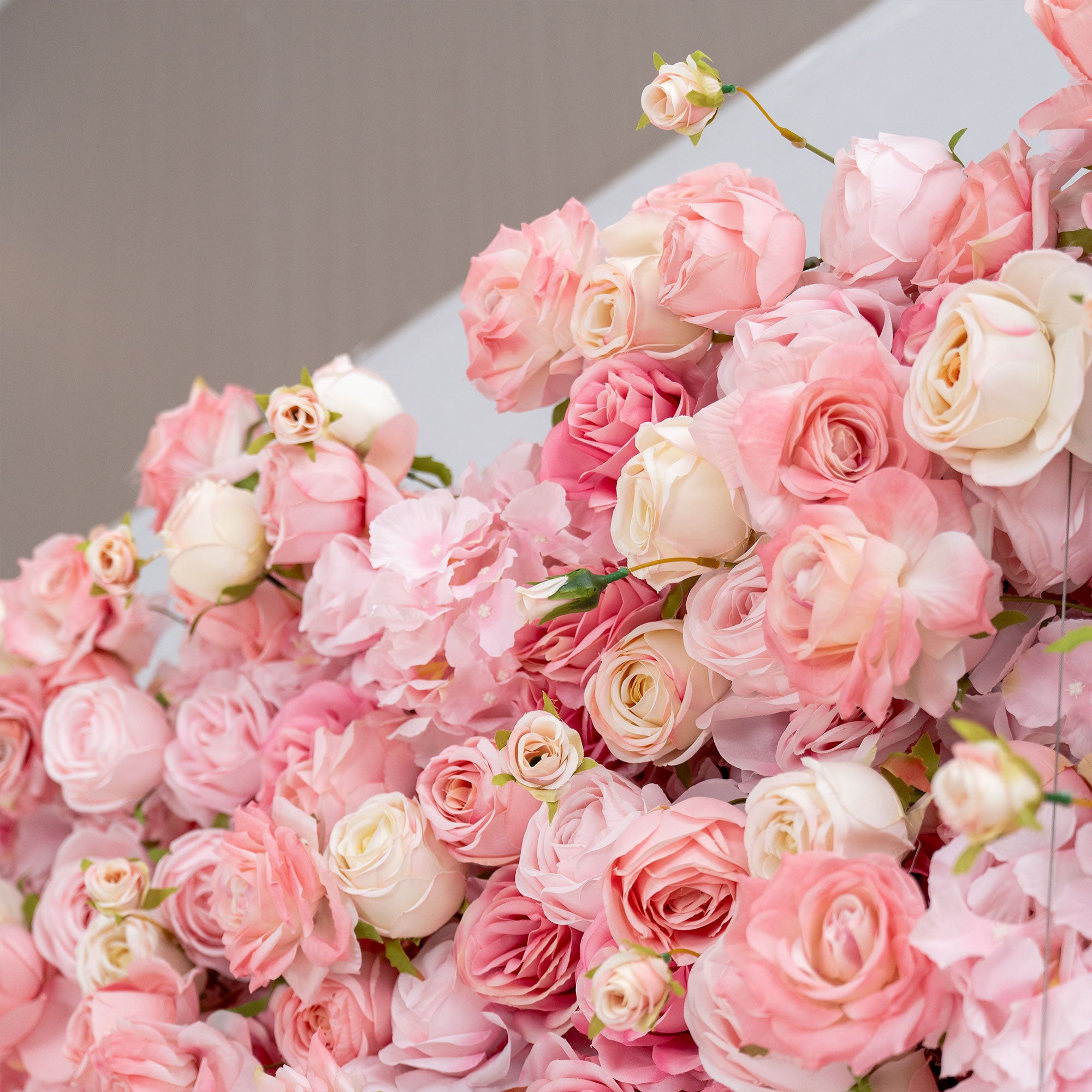 결혼식 및 파티 축하 장식을 위한 5D 핑크 로즈 롤업 꽃 벽 배경 VF-501