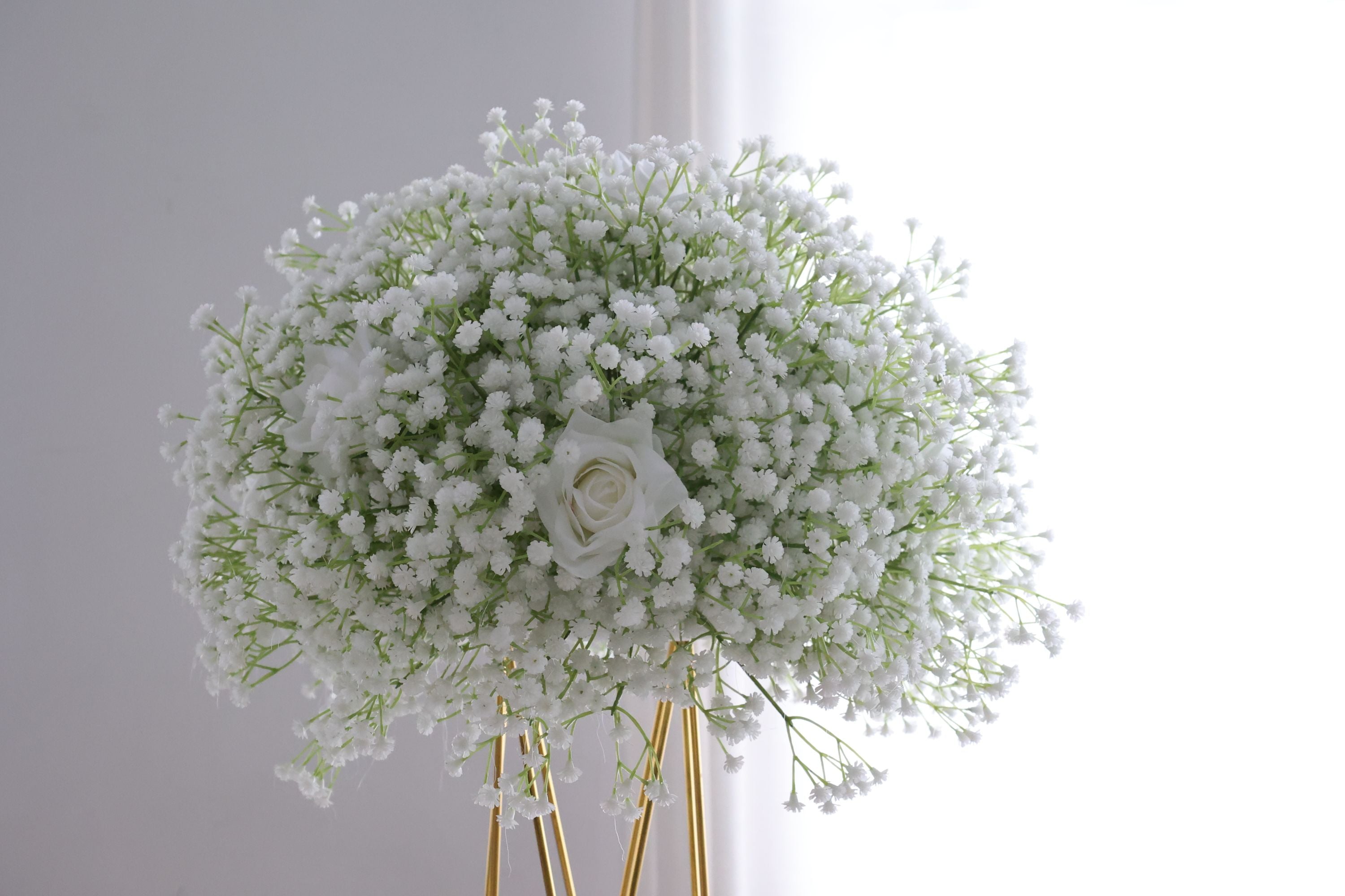 Solitary Elegance - A Delicate White Rose Amidst a Sea of Baby's Breath FB-030
