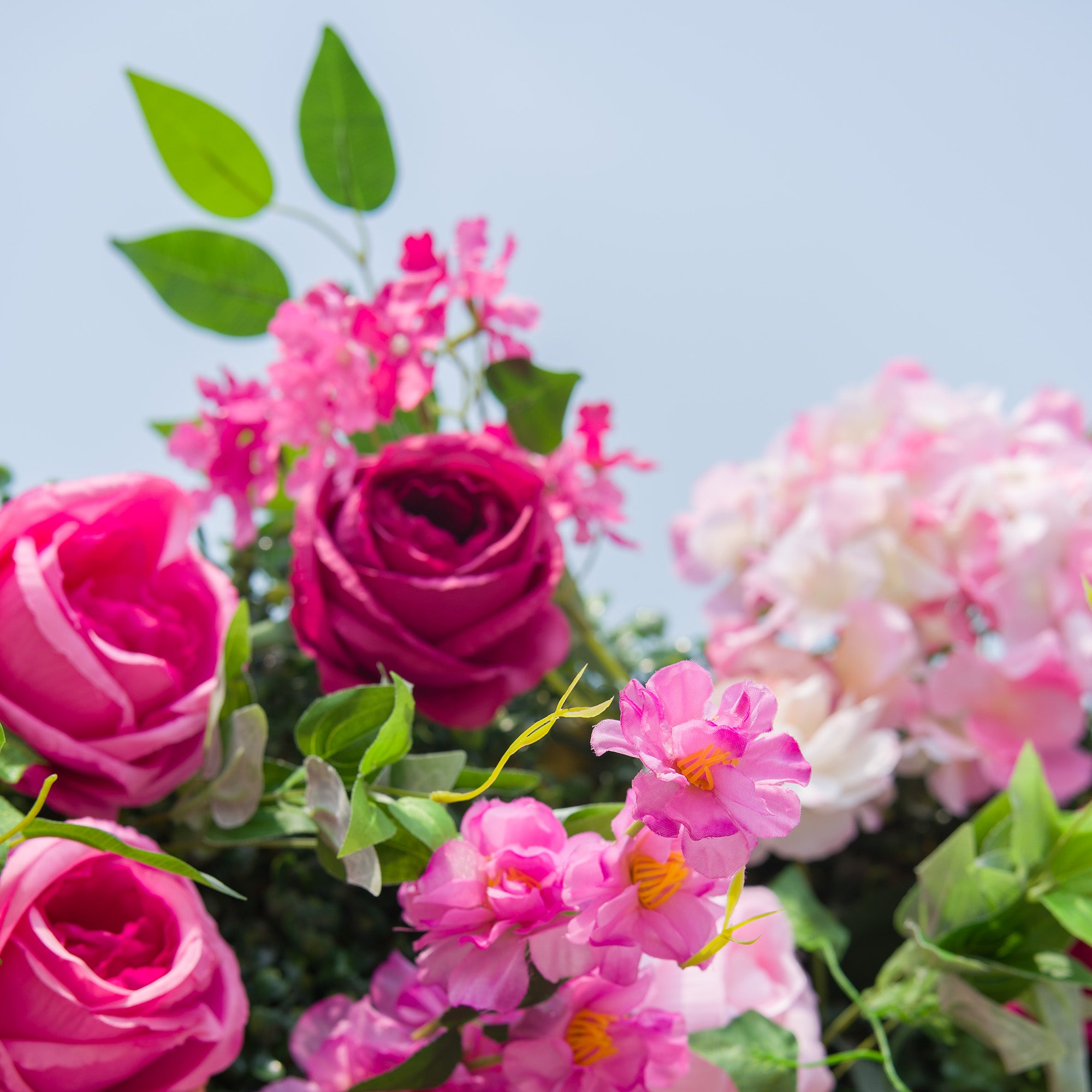 バラーフラワーロールアップファブリック人工花壁結婚式バックドロップ、フローラルパーティーデコレーション、イベントフォトグラフィー-VF-325