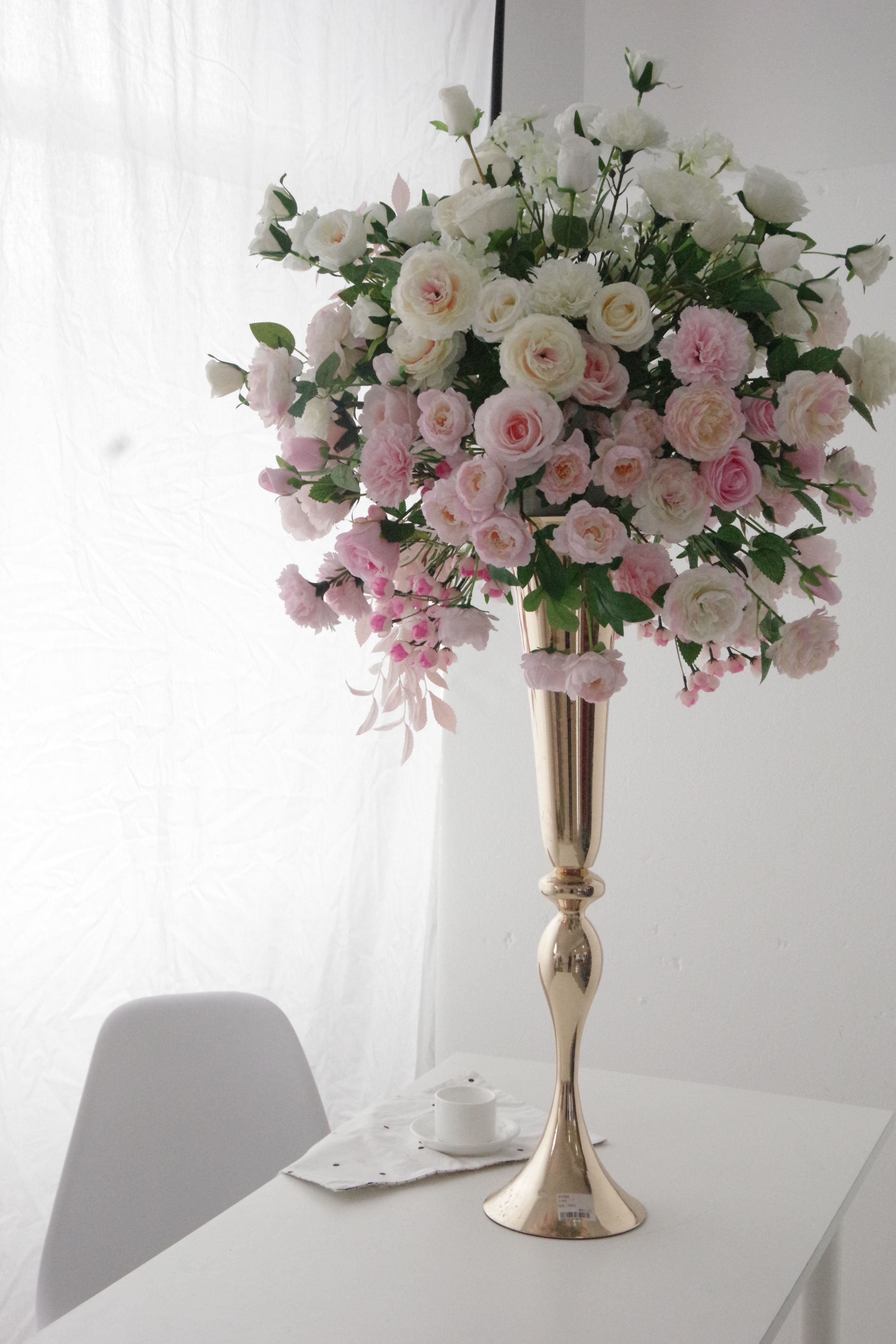 Elegant Whispers - Delicate Array of Pink Roses Amidst a Veil of White Blooms FB-060