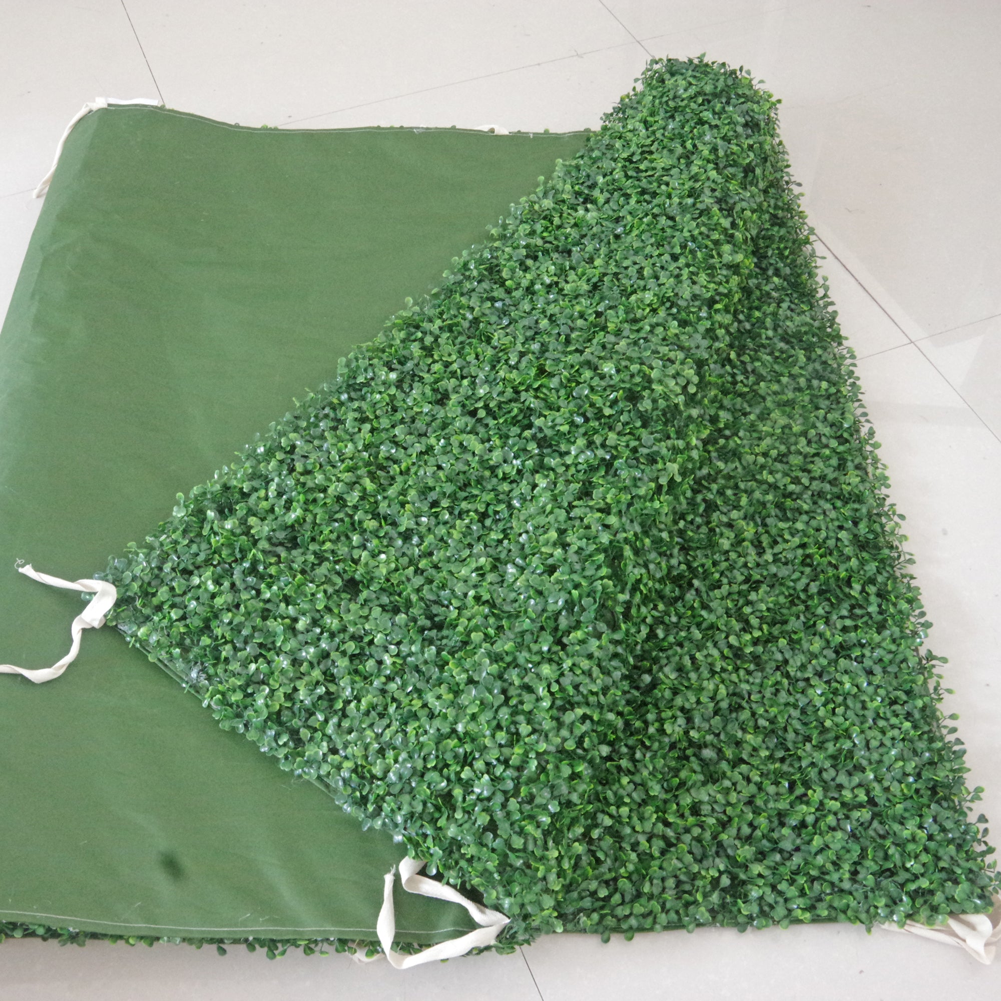 バラーフラワーロールアップファブリック人工グリーングラスウォールウェディングバックドロップ、フローラルパーティーデコレーション、イベントフォトグラフィー-VF-086