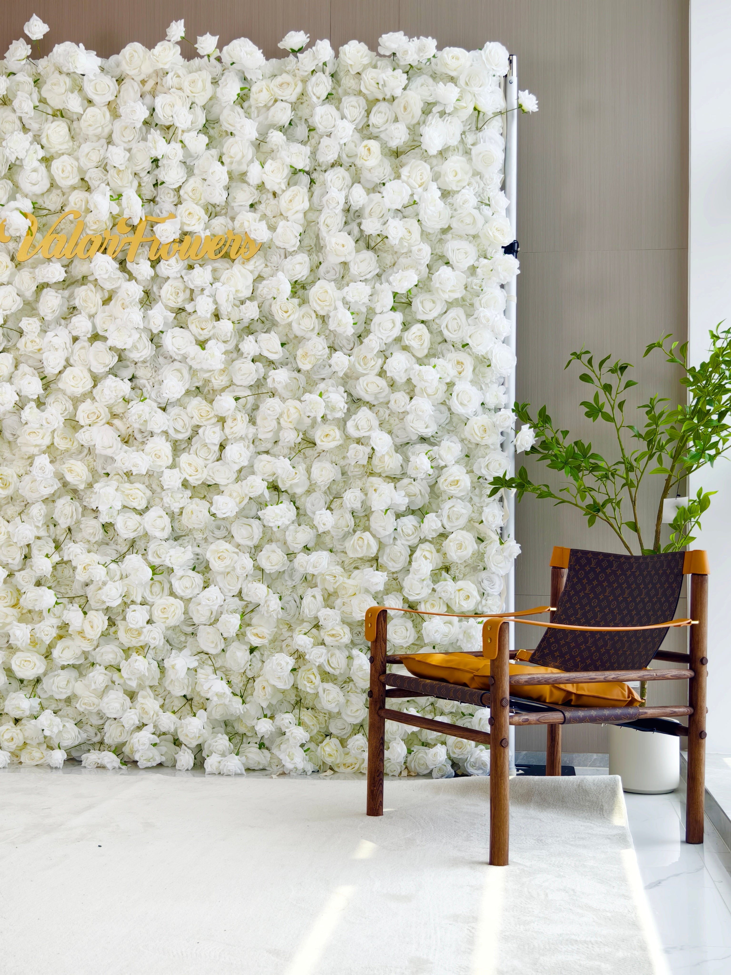 5D White Rose Roll-Up Flower Wall Backdrop for Wedding & Party Celebration Decor