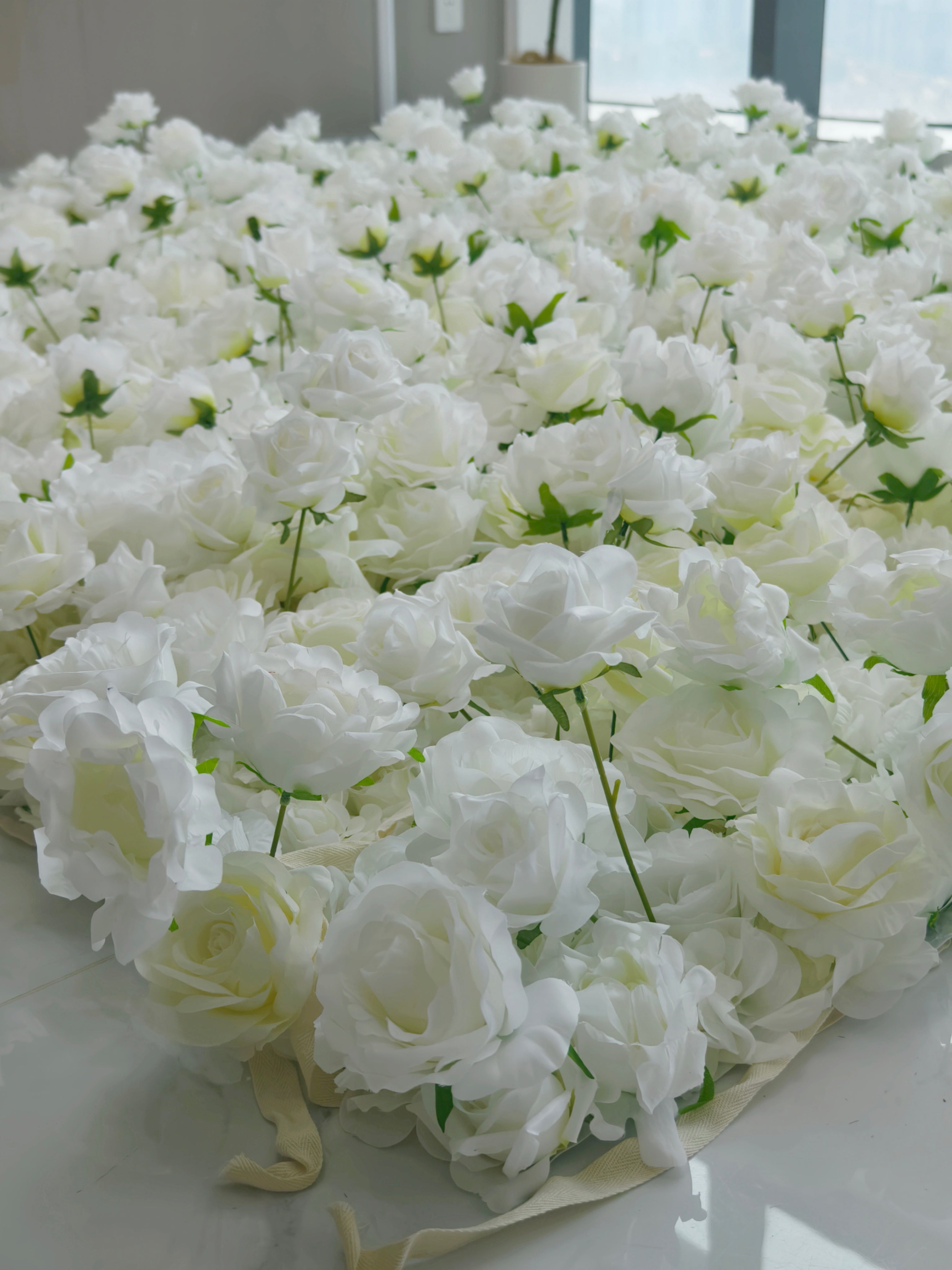 5D White Rose Roll-Up Flower Wall Backdrop for Wedding & Party Celebration Decor