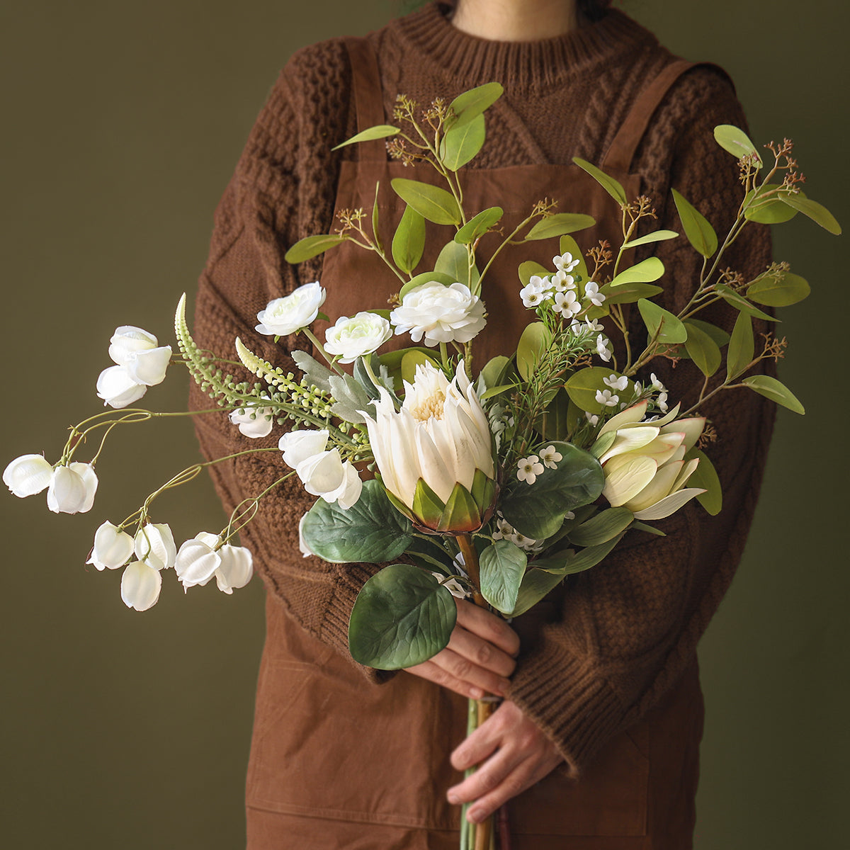 Nordic Style White & Green Silk Flower Bouquet | Minimalist Faux Floral Décor for Home and Event Styling VB-108-1
