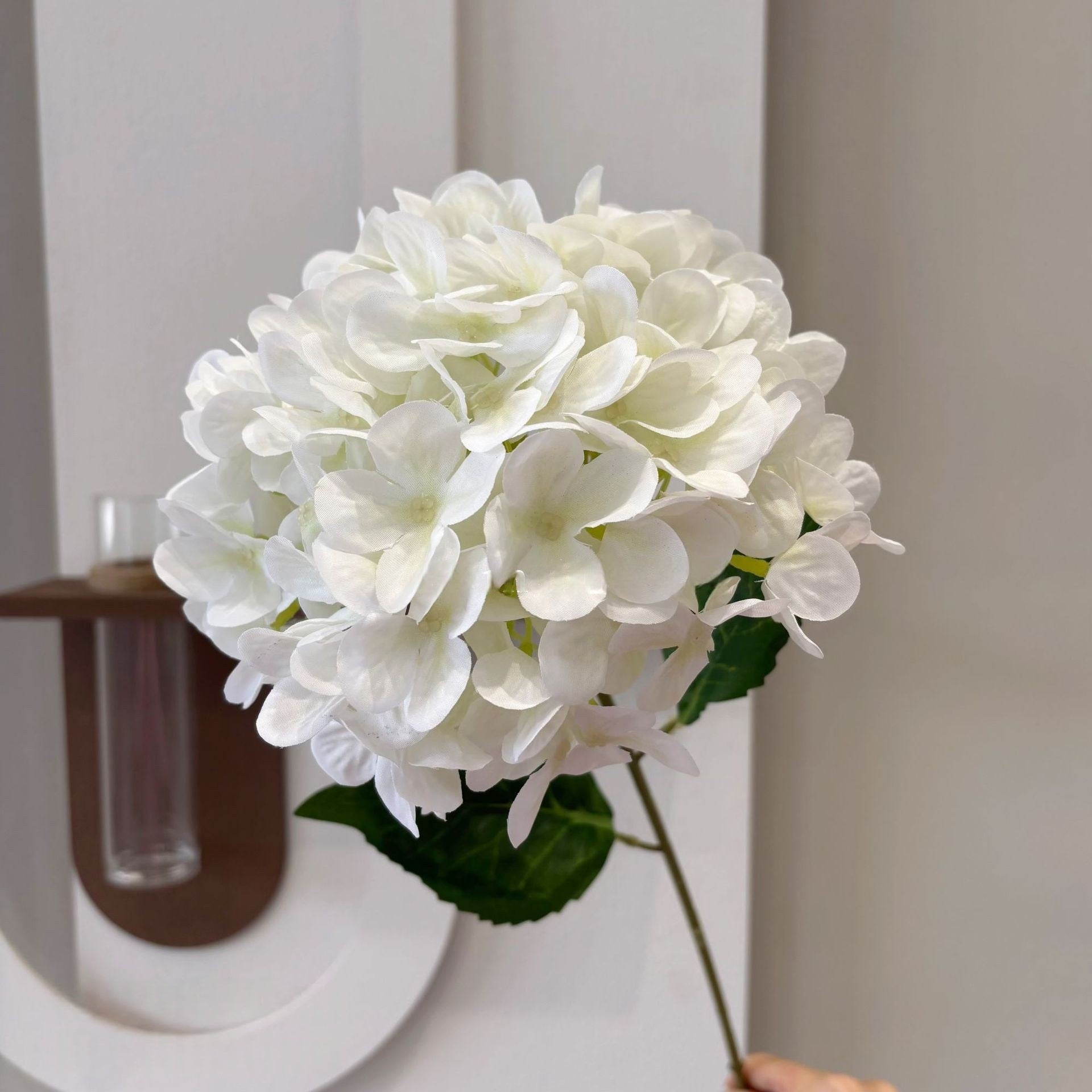 Single Stem Bella Hydrangea – Realistic Faux Bloom for Vases, Bouquets & DIY Styling FS-1031