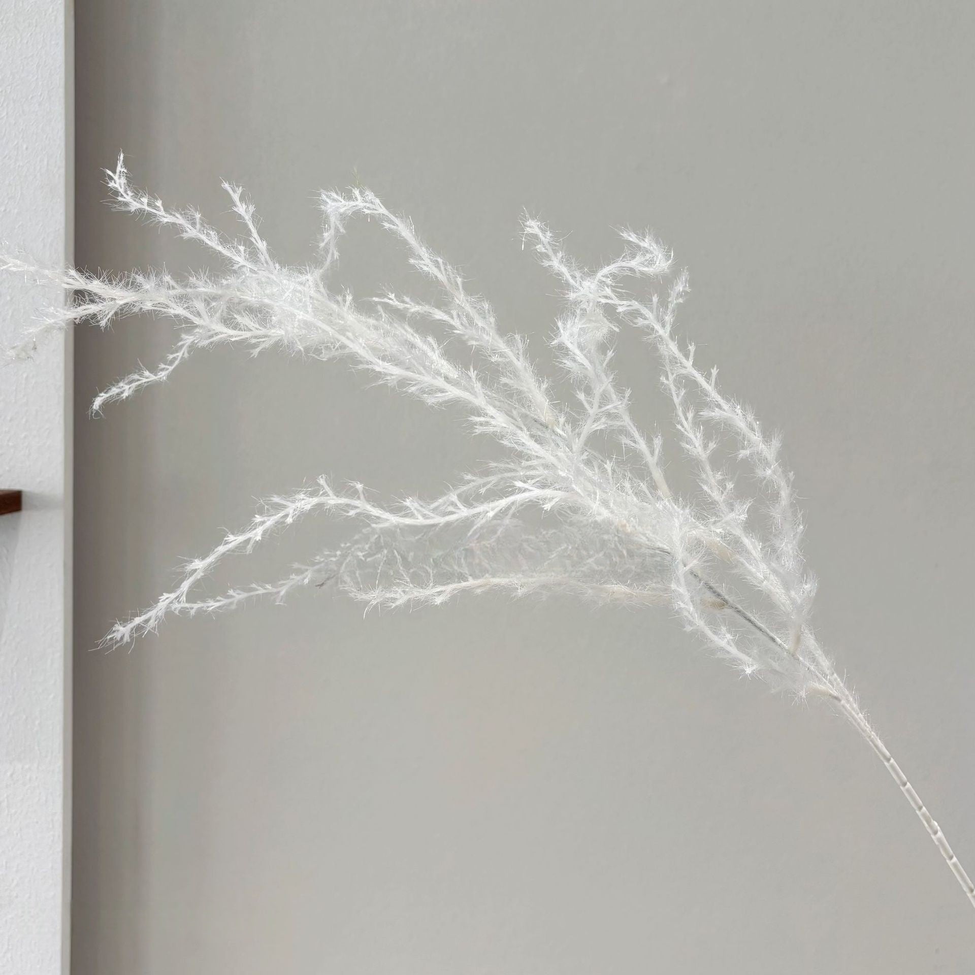 Whimsical Faux Firework Grass – Long Stem Dragon Whisk Fern for Floral Styling FS-1040