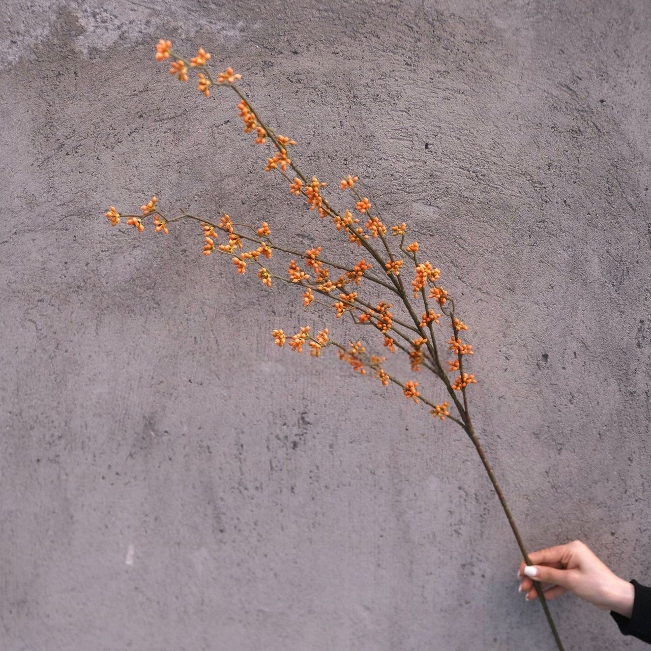 Conjunto de Flores Artificiales Negras y Rosas – Decoración Moderna para Fondo de Fiesta de Cumpleaños con Arreglo Floral Falso FA-255