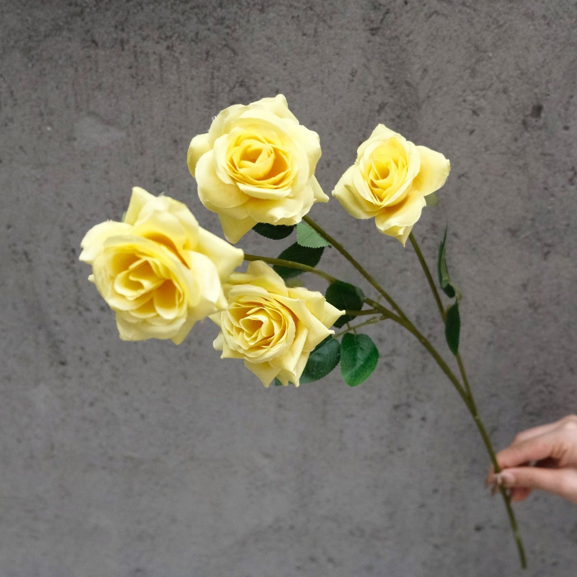 Valar Flower 4-Head Petite Edge Roses – Realistic Faux Rose Stems for Elegant Floral Arrangements FS-1062