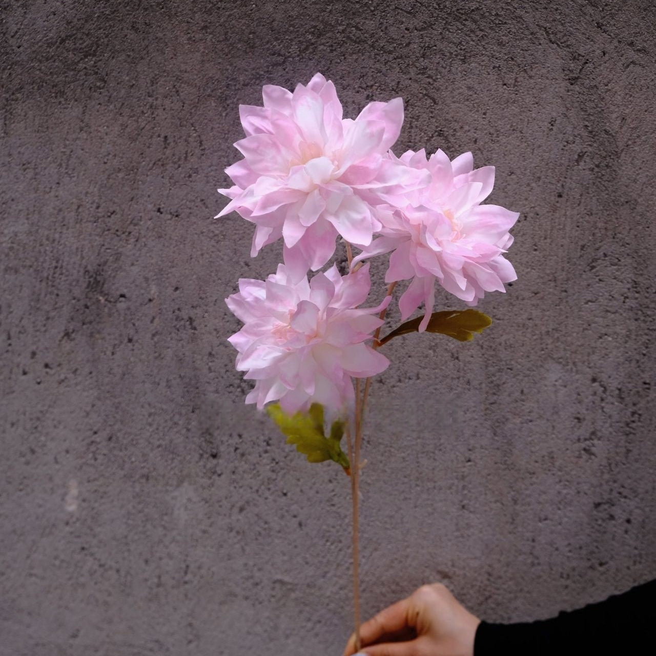 Valar Flower Oil Painting Dahlia – Realistic Artificial Bloom for Artistic Home Decor & Event Styling FS-1059