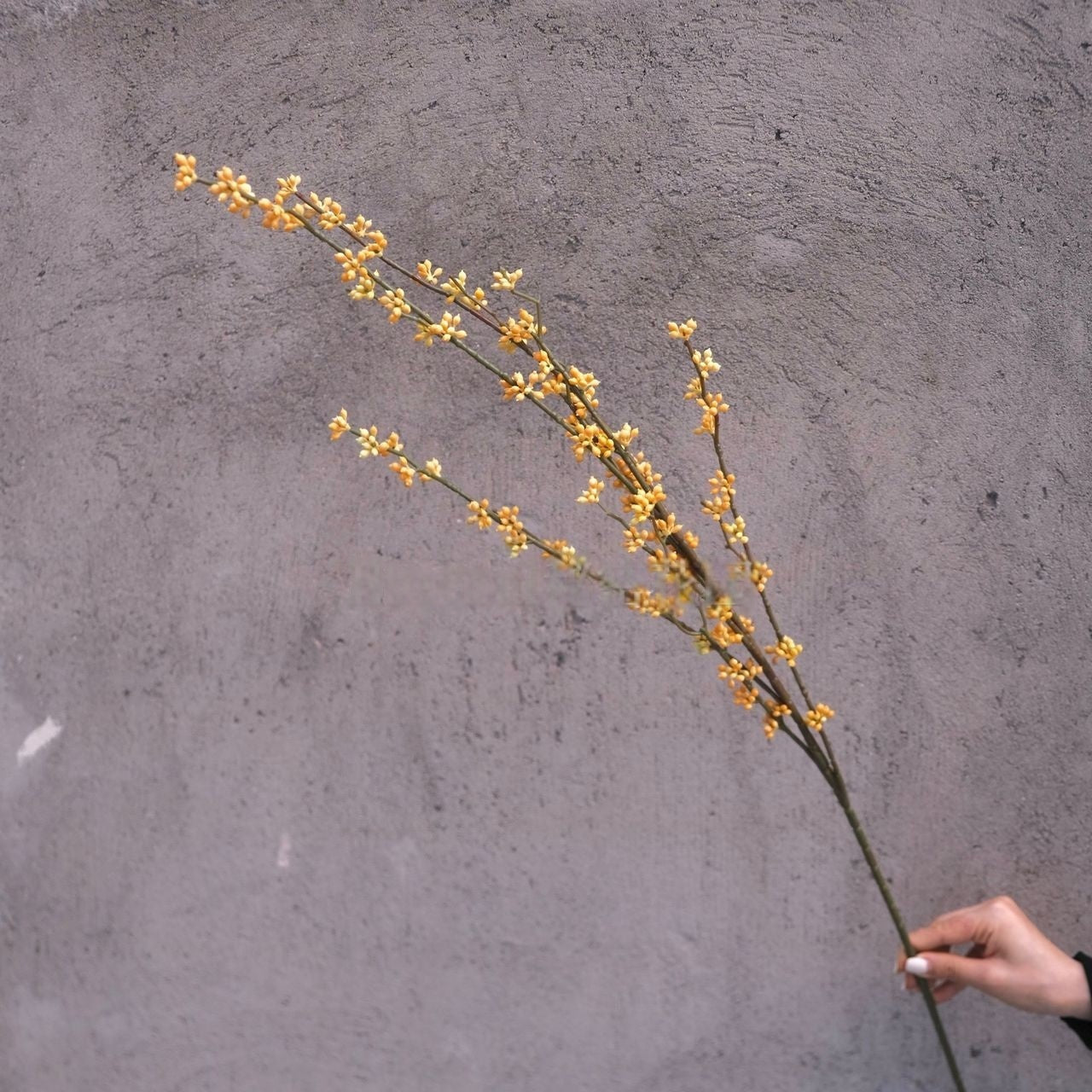 Conjunto de Flores Artificiales Negras y Rosas – Decoración Moderna para Fondo de Fiesta de Cumpleaños con Arreglo Floral Falso FA-255
