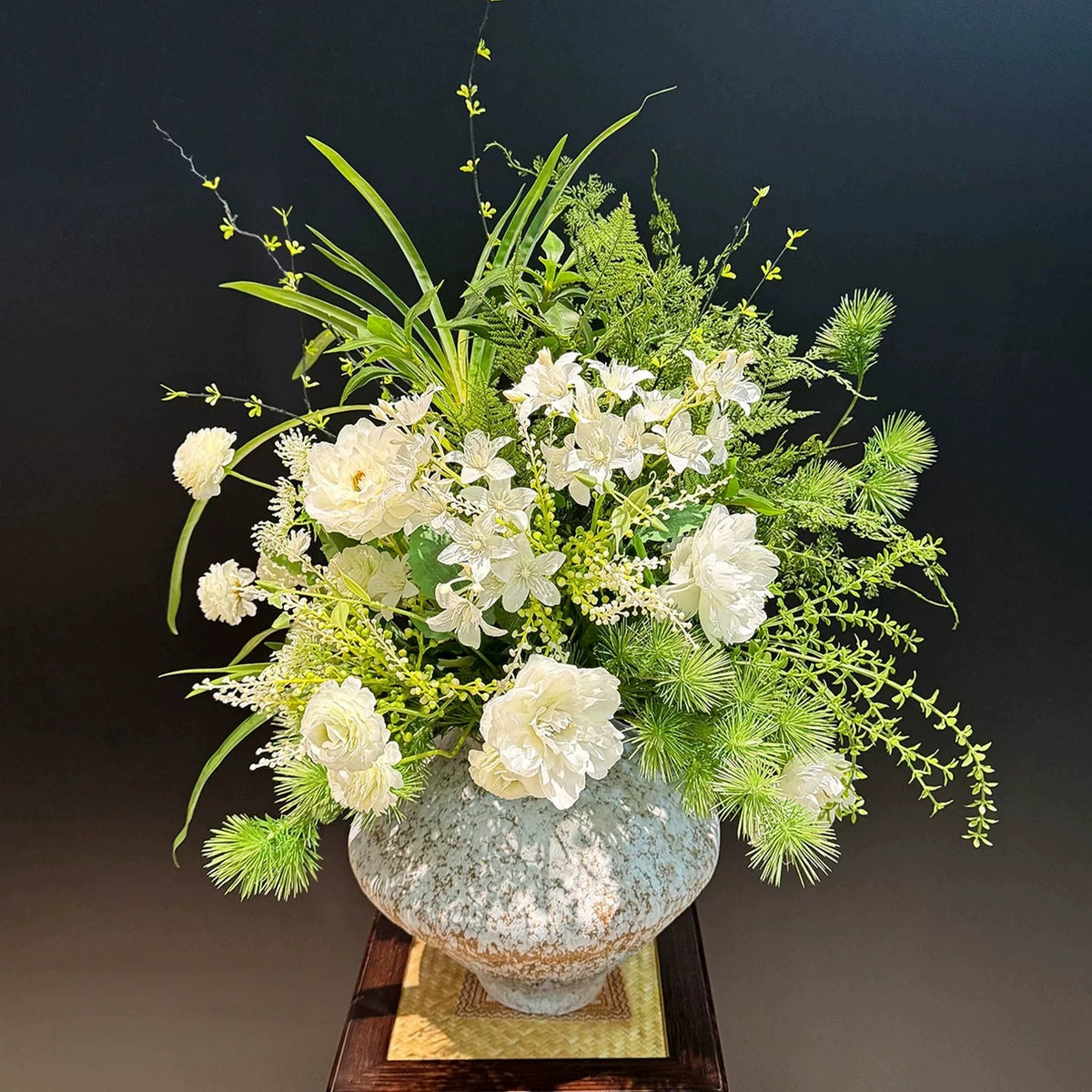 ValarFlower White Green Artificial Floral Bouquet, Fresh Garden Style Flower Arrangement for Wedding and Home Decor VB-277