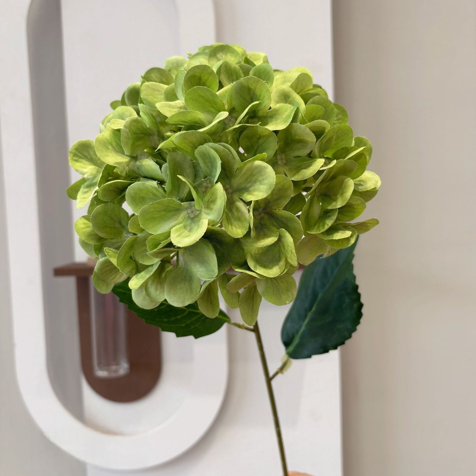 Single Stem Bella Hydrangea – Realistic Faux Bloom for Vases, Bouquets & DIY Styling FS-1031