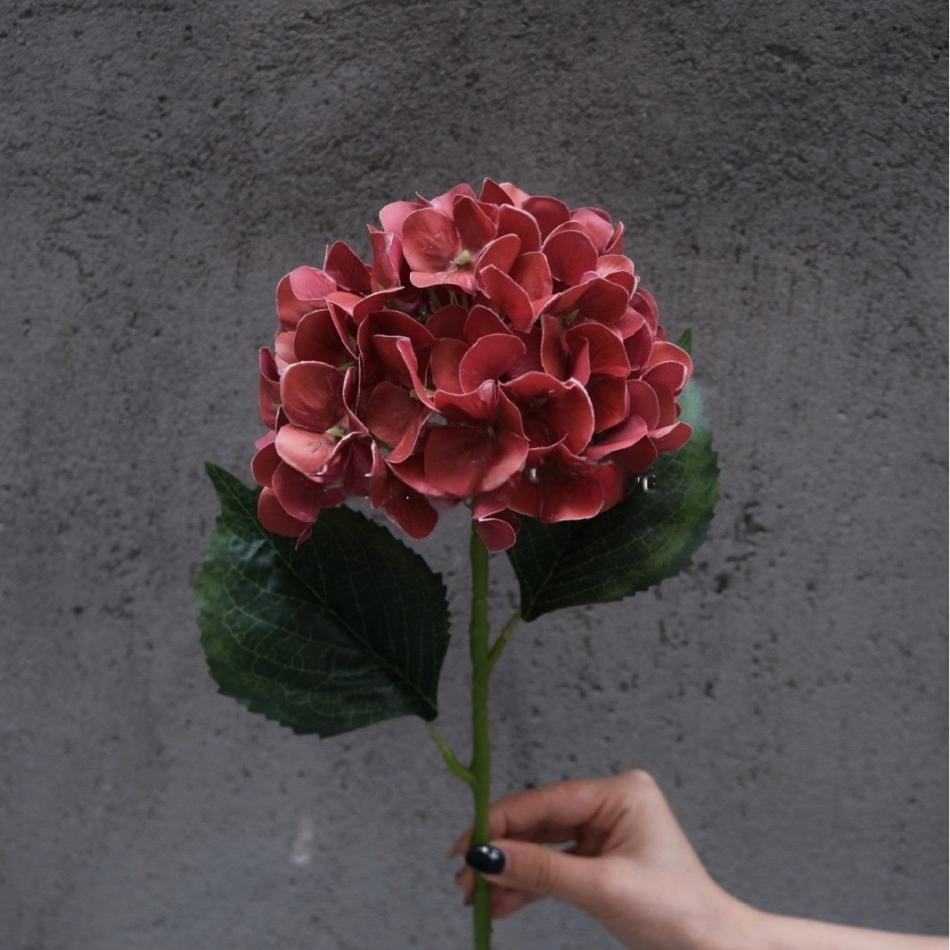 Schwarz-rosa Kunstblumen-Set – Moderne Geburtstagsparty-Hintergrunddekoration mit Kunstblumenarrangement FA-255