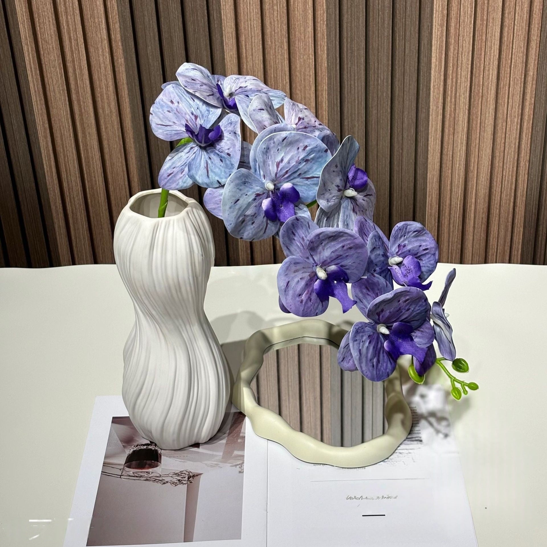 Valar Flower 3D Butterfly Orchid – 9 Heads of Realistic Faux Phalaenopsis for Elegant Home & Event Decor FS-1060