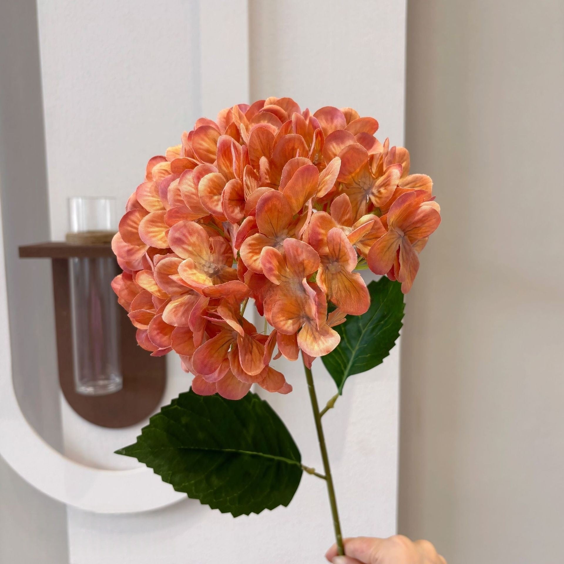 Single Stem Bella Hydrangea – Realistic Faux Bloom for Vases, Bouquets & DIY Styling FS-1031