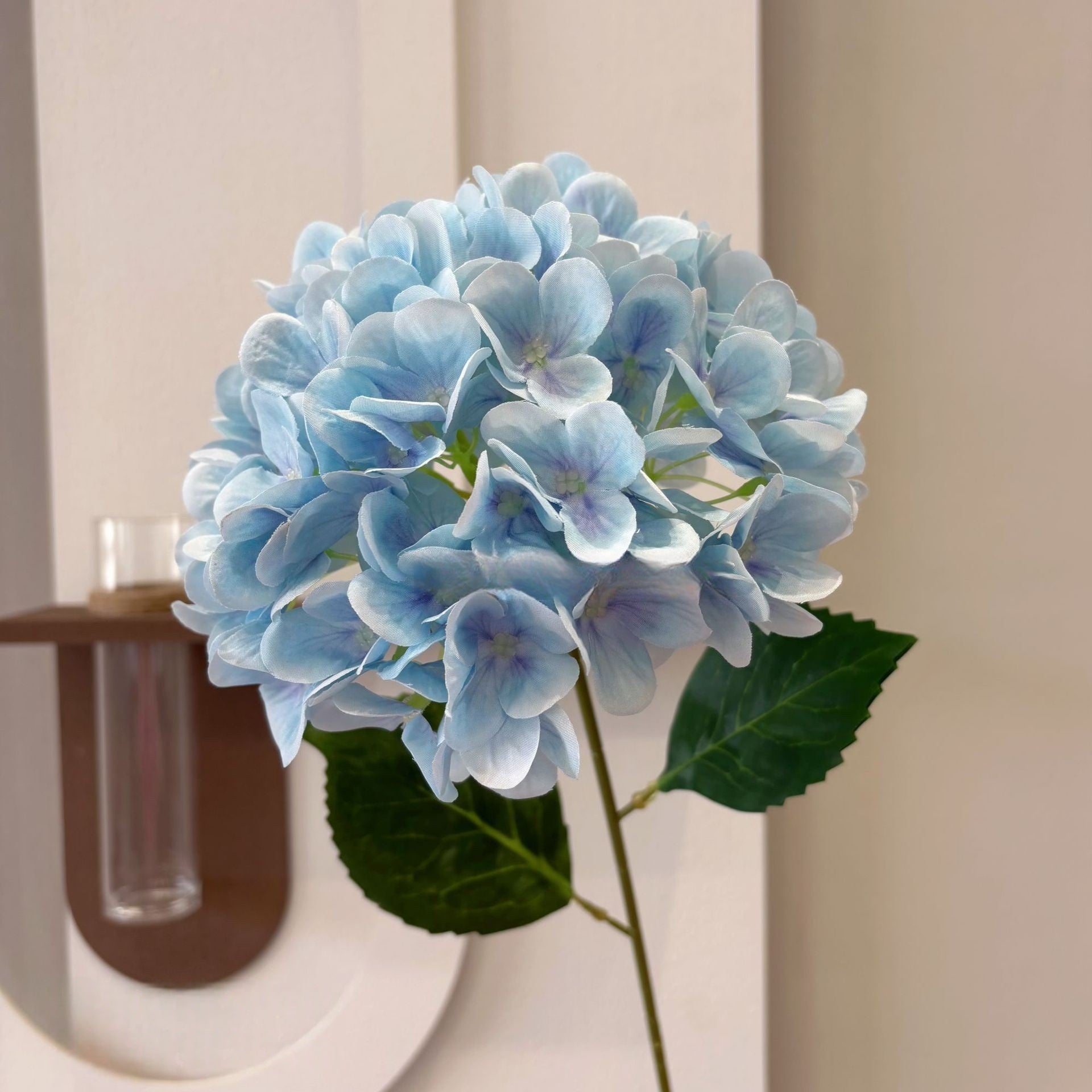Single Stem Bella Hydrangea – Realistic Faux Bloom for Vases, Bouquets & DIY Styling FS-1031