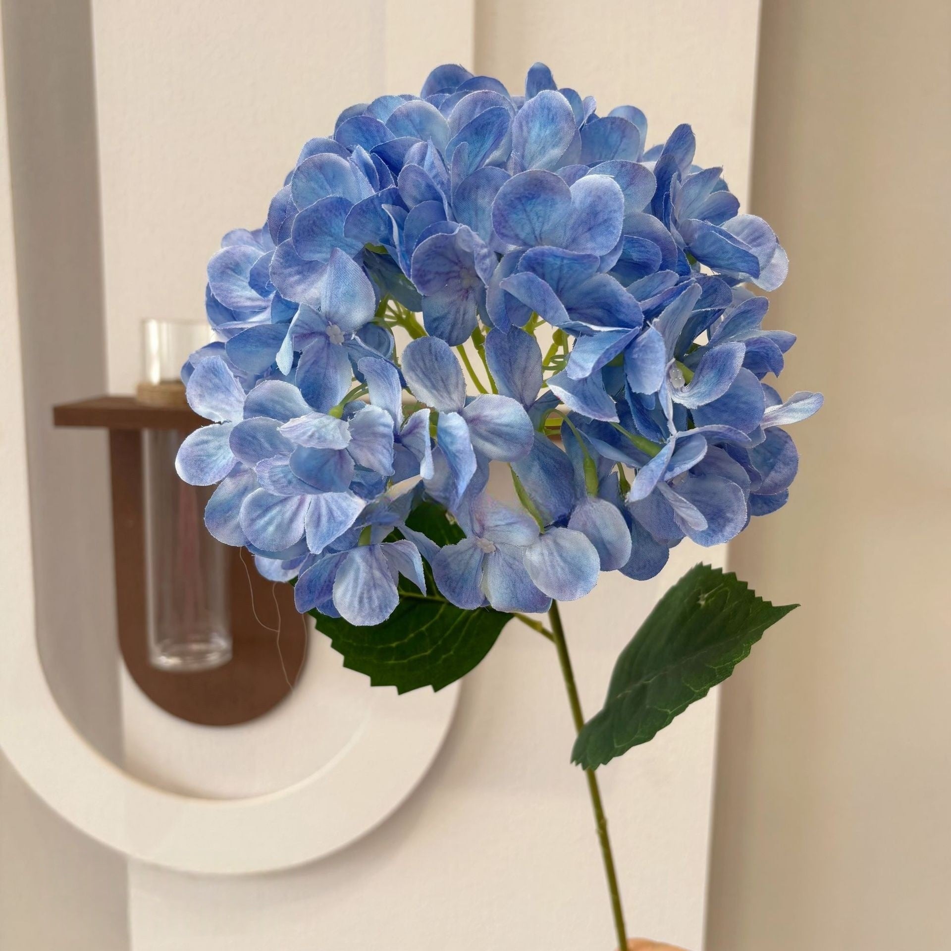 Single Stem Bella Hydrangea – Realistic Faux Bloom for Vases, Bouquets & DIY Styling FS-1031