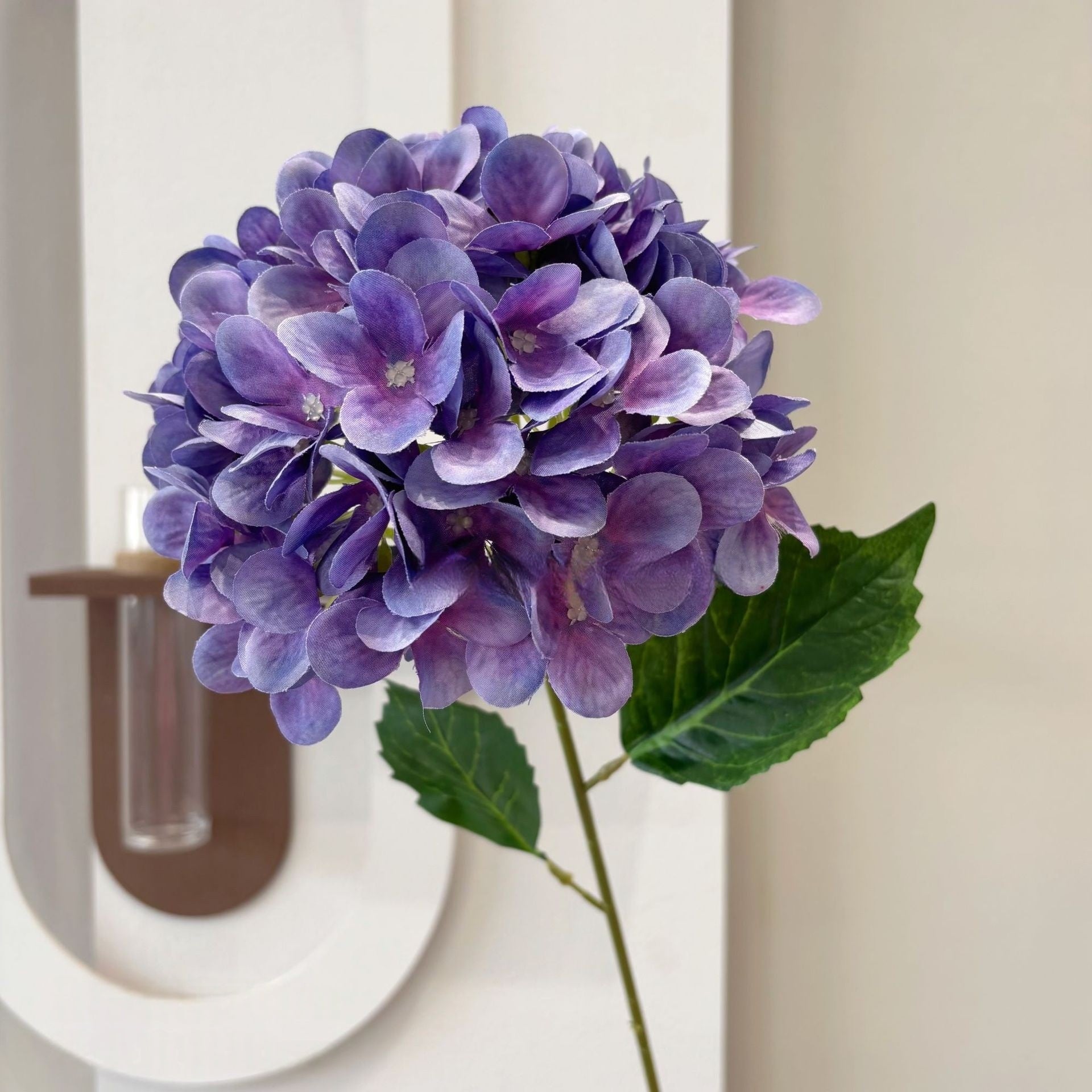 Single Stem Bella Hydrangea – Realistic Faux Bloom for Vases, Bouquets & DIY Styling FS-1031