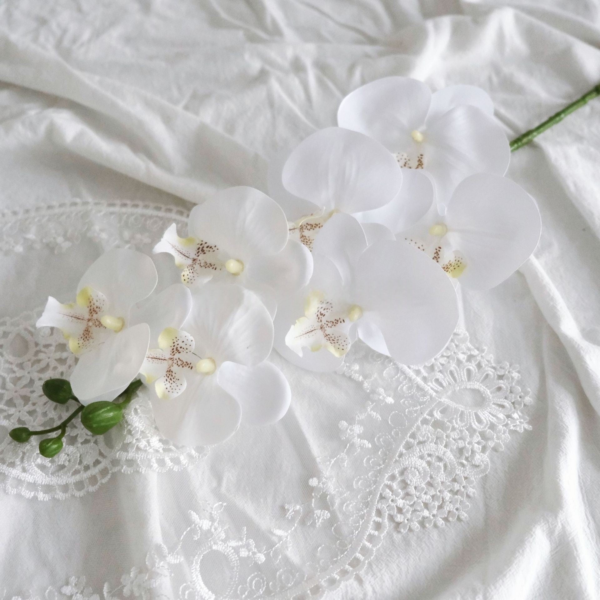 Elegant White Artificial Flower Stem | Simple Faux Floral for Interior Design FS-1003B