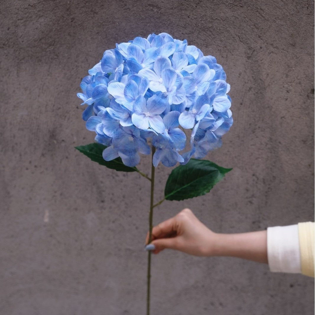 Conjunto de Flores Artificiales Negras y Rosas – Decoración Moderna para Fondo de Fiesta de Cumpleaños con Arreglo Floral Falso FA-255