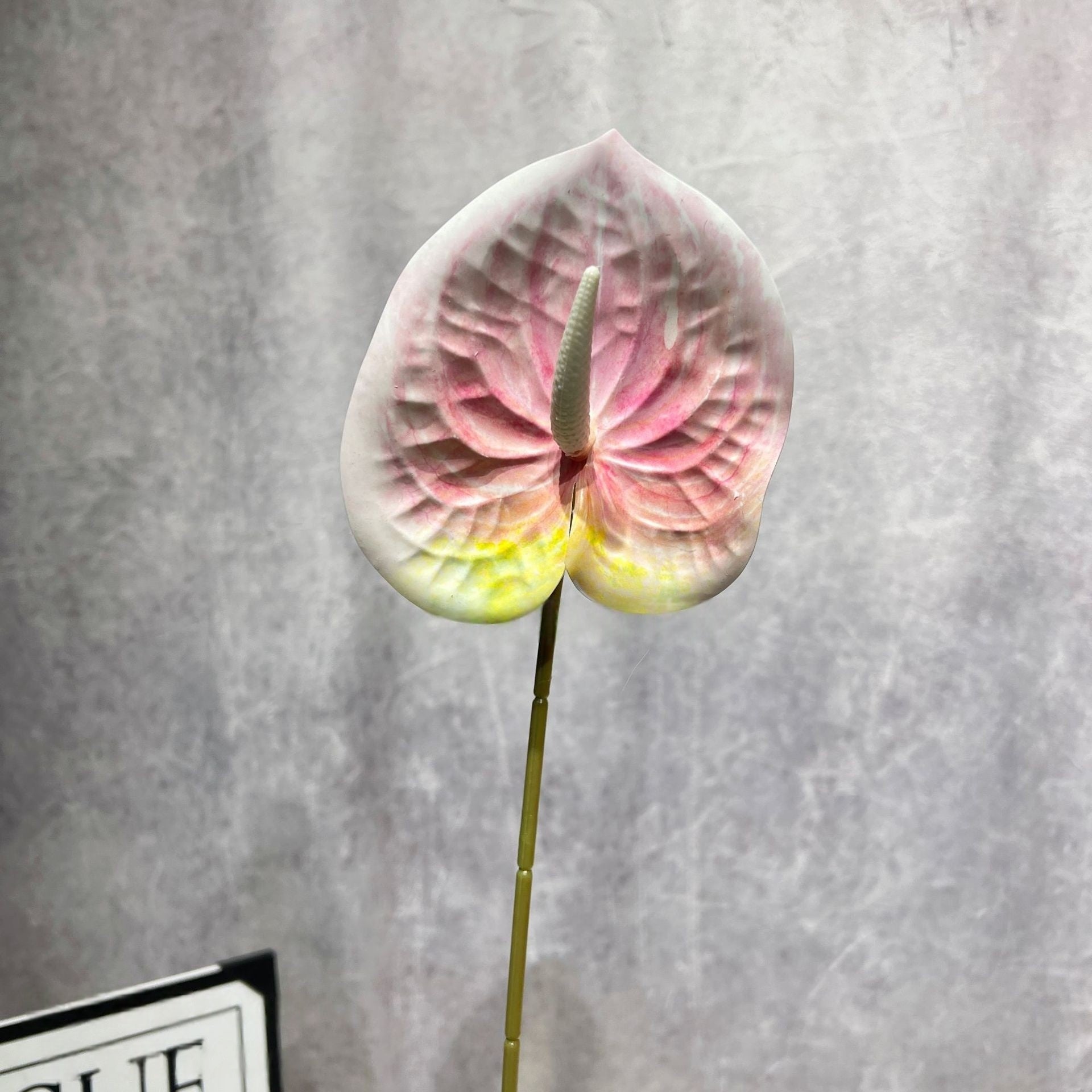 Soft Pink Silk Flower Stems | Wedding, Event & Everyday Home Decoration FS-1002D