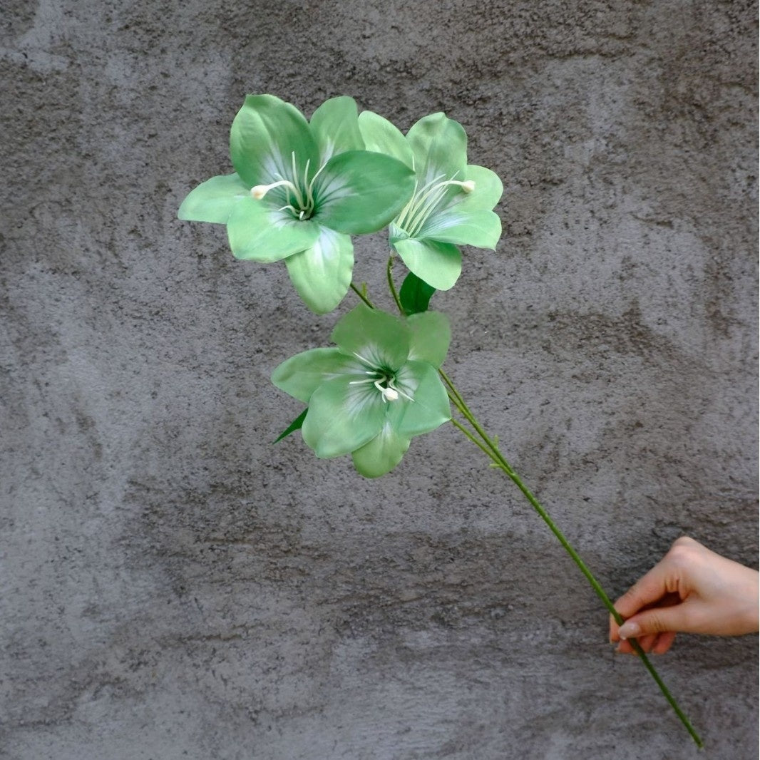 Greenery Stem | Faux Fern Leaf for Wedding Backdrops & Home Styling FS-1001G