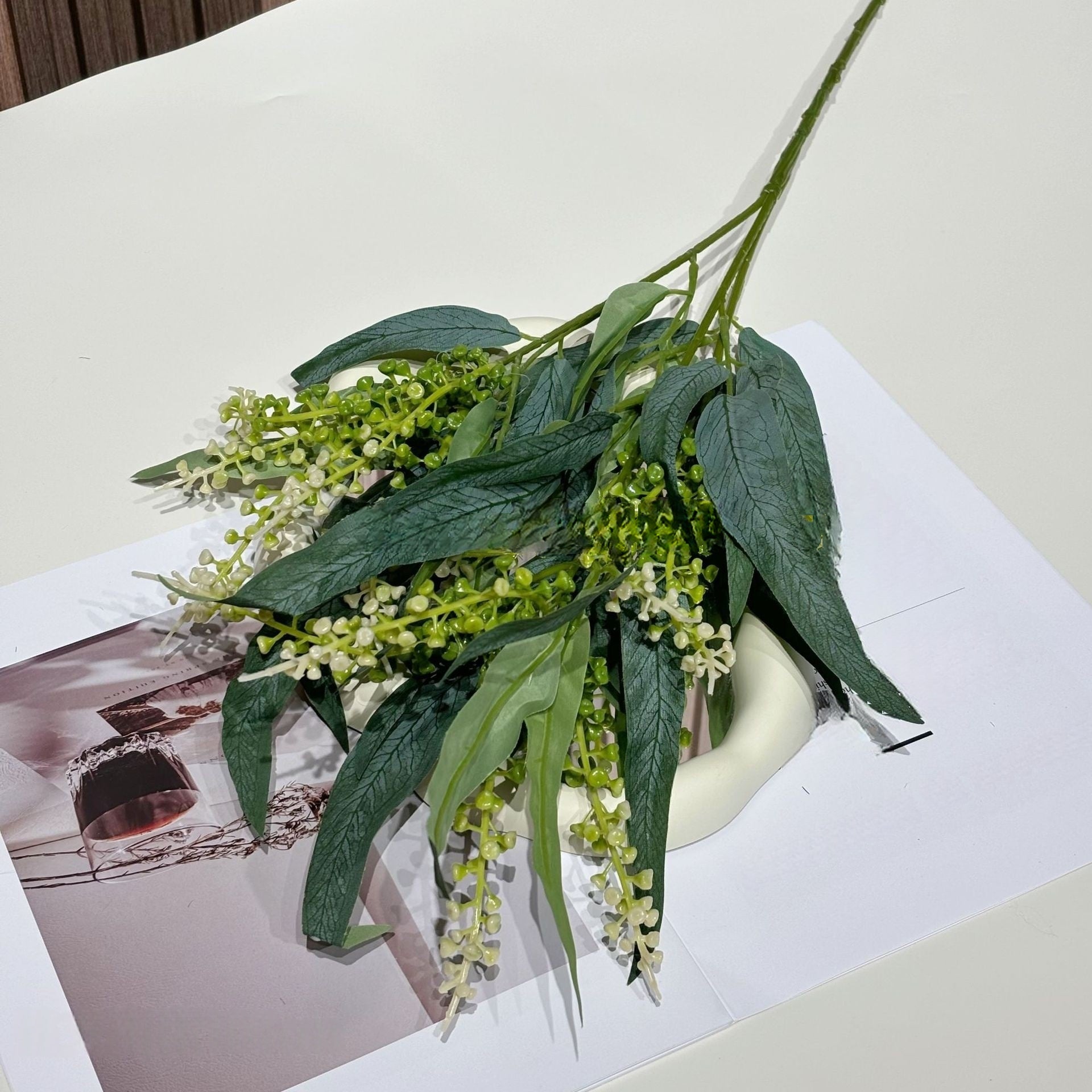 Greenery Stem | Faux Fern Leaf for Wedding Backdrops & Home Styling FS-1001G